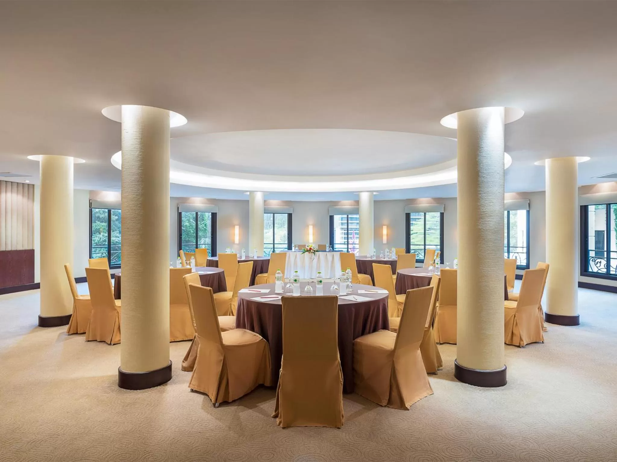 Business facilities in The Davis Bangkok