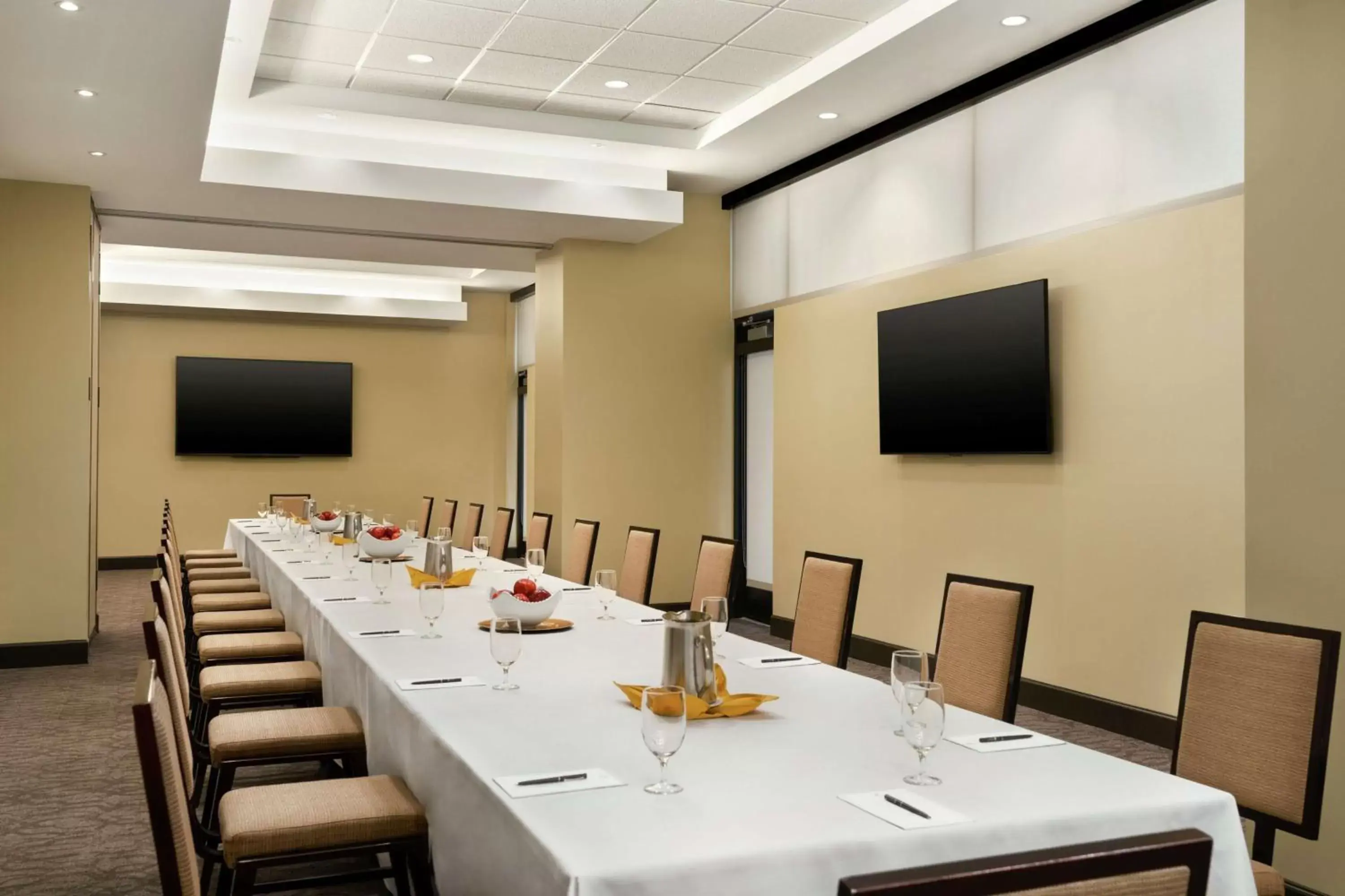 Meeting/conference room in Embassy Suites by Hilton Salt Lake West Valley City