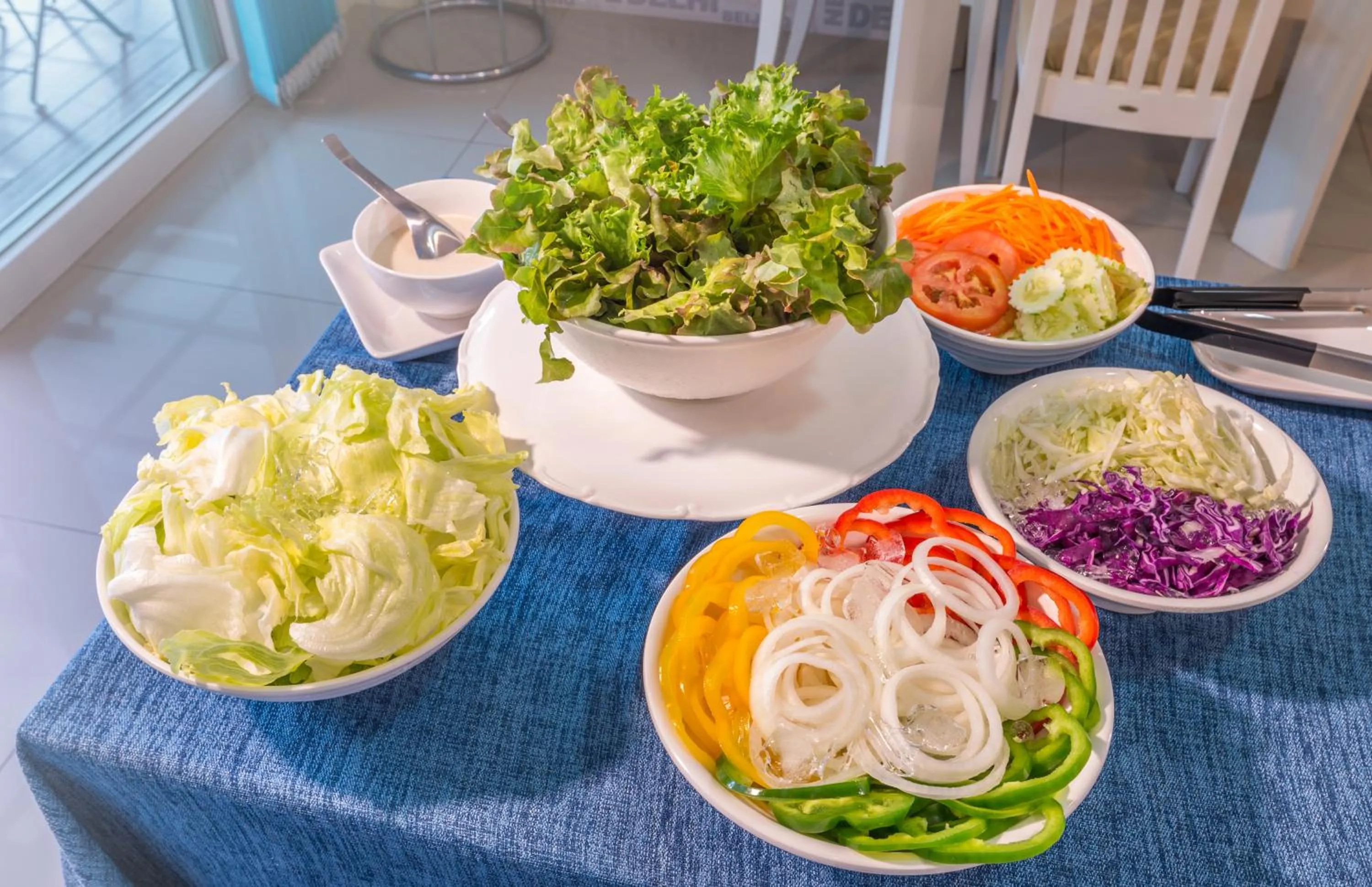 Restaurant/places to eat in Alisa Krabi Hotel-SHA Plus