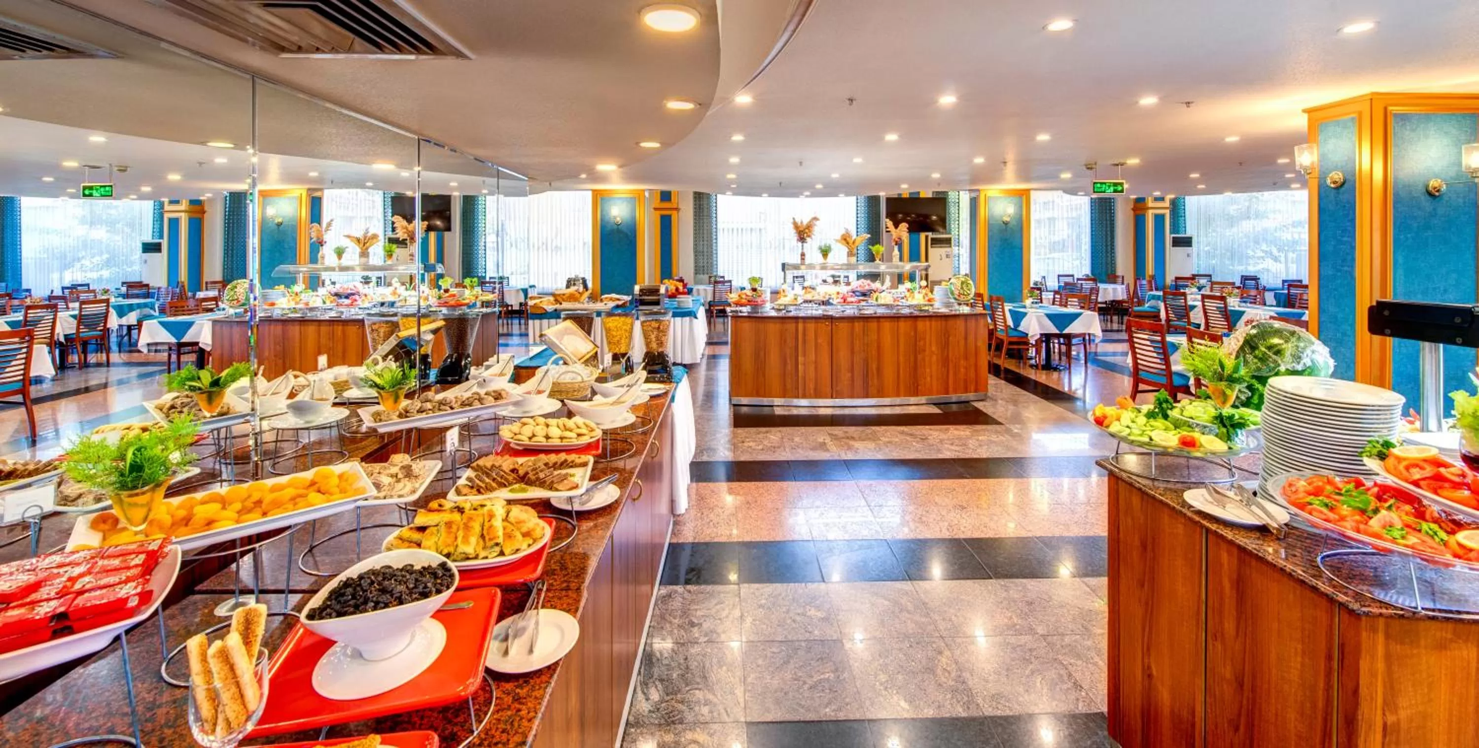 Restaurant/places to eat in Bera Konya Hotel