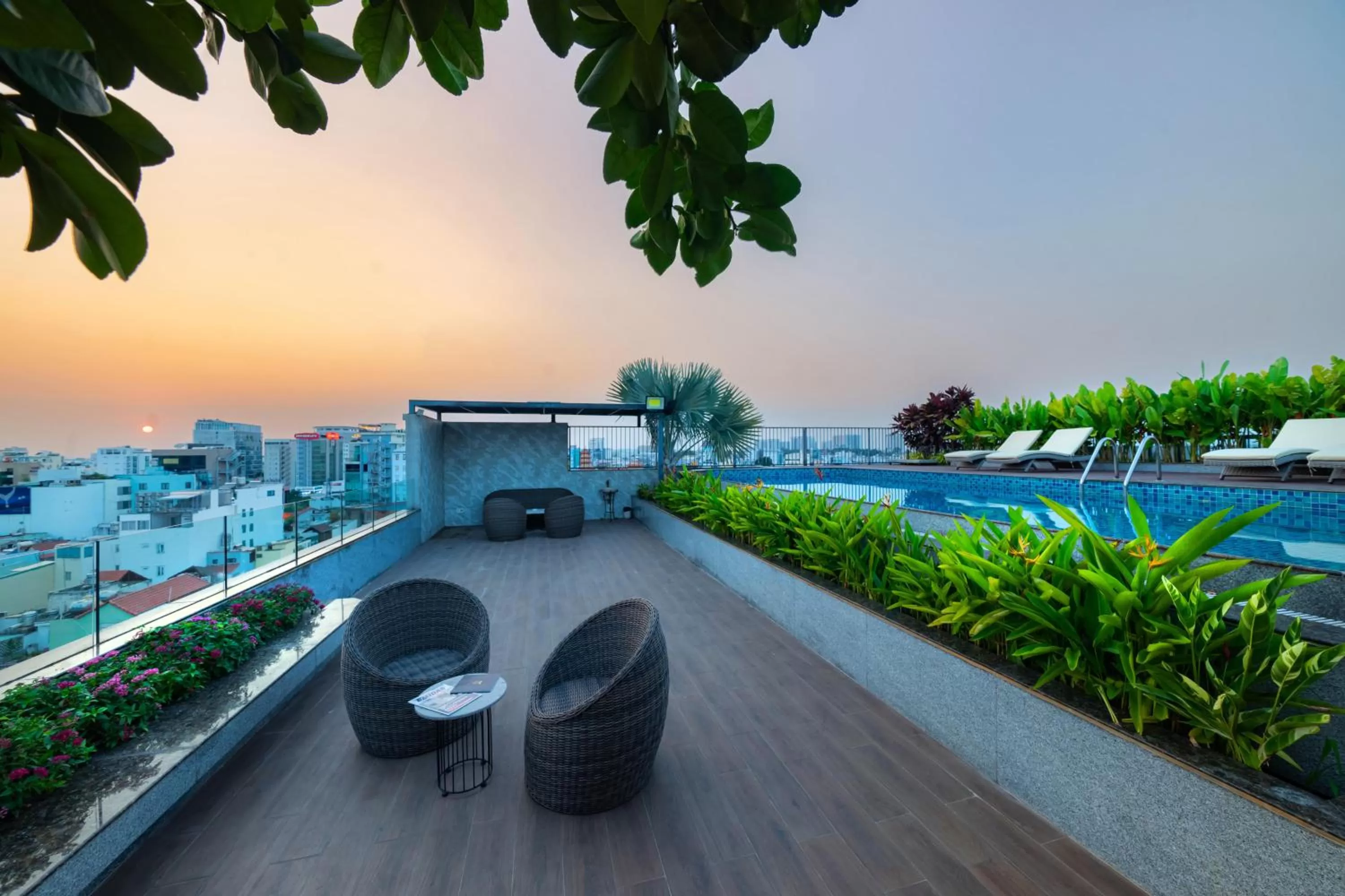 Day in DHTS Business Hotel & Apartment