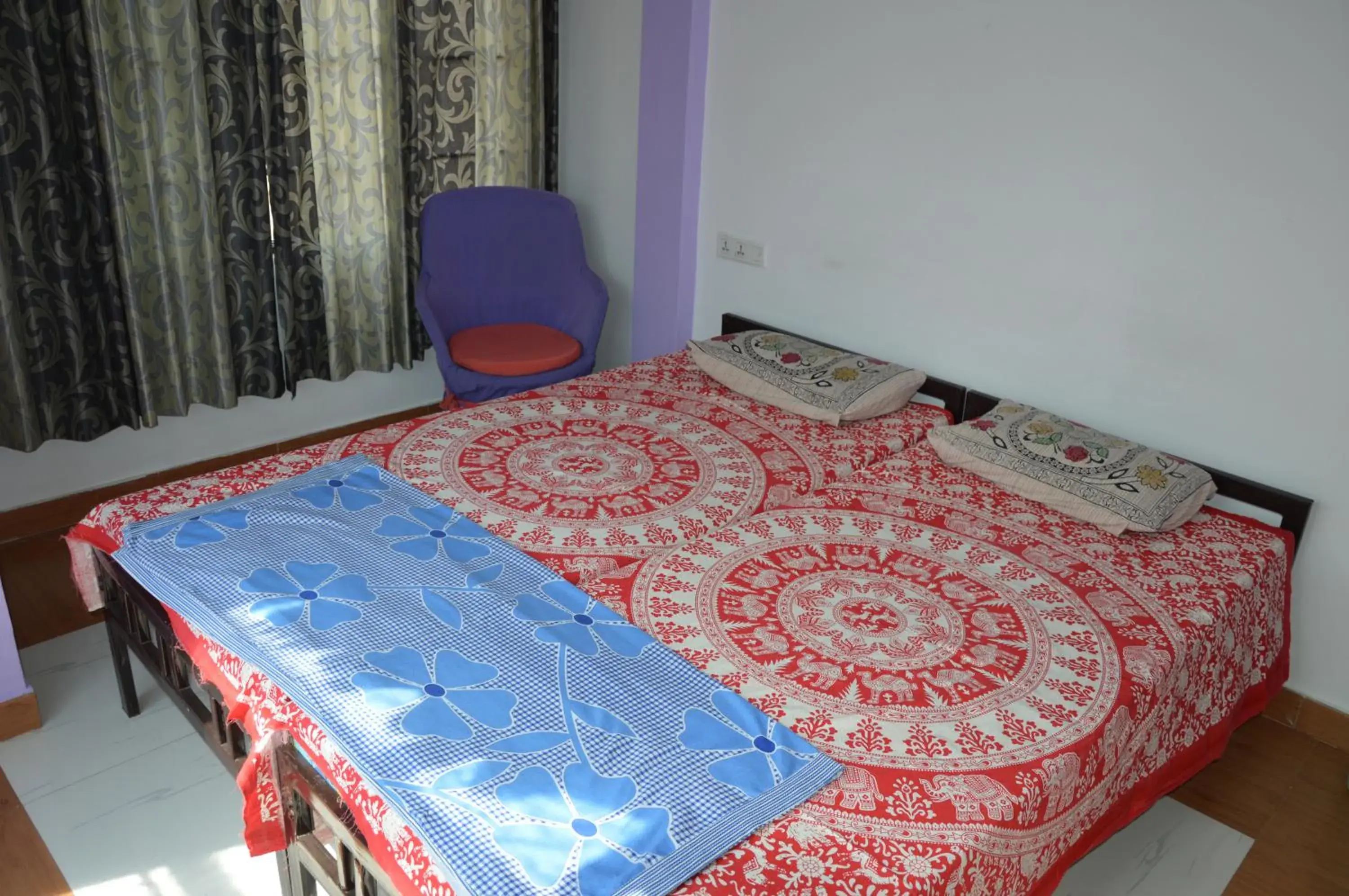 Bed in Udai Haveli Guest House Bed in Udai Haveli Guest House