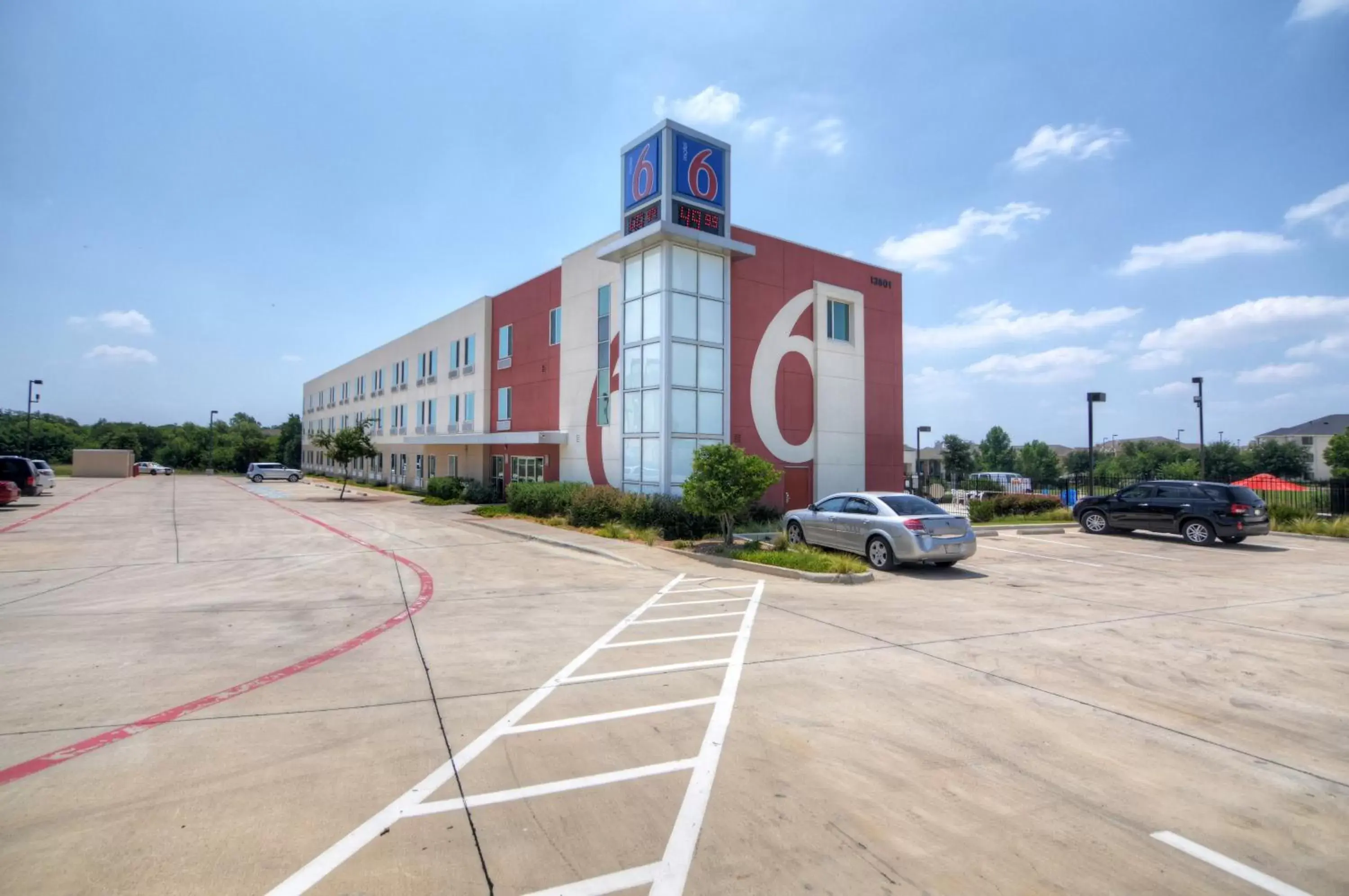 Other, Property Building in Motel 6-Roanoke, TX - Northlake - Speedway