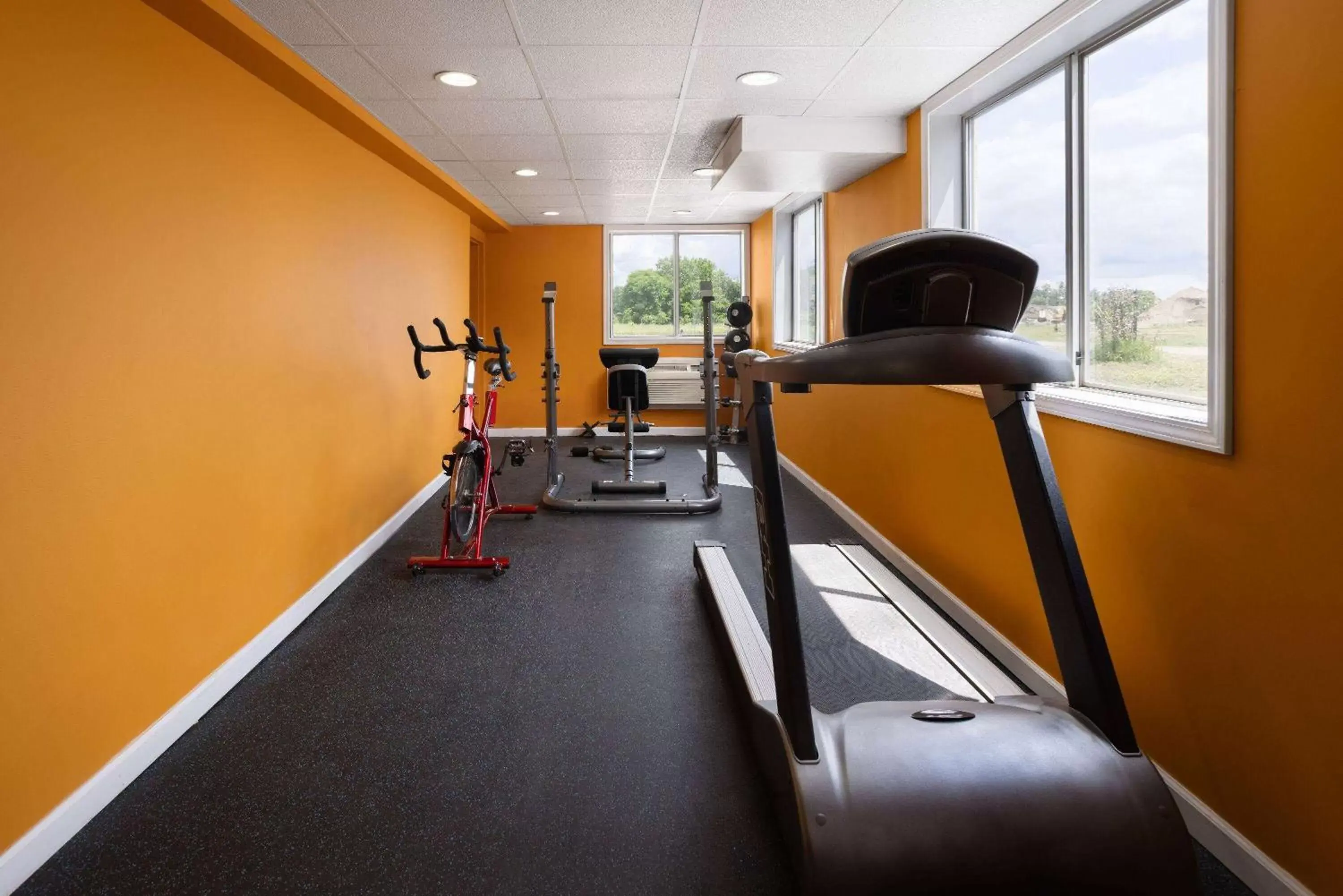 Fitness Center/Facilities in Days Inn by Wyndham Queensbury/Lake George