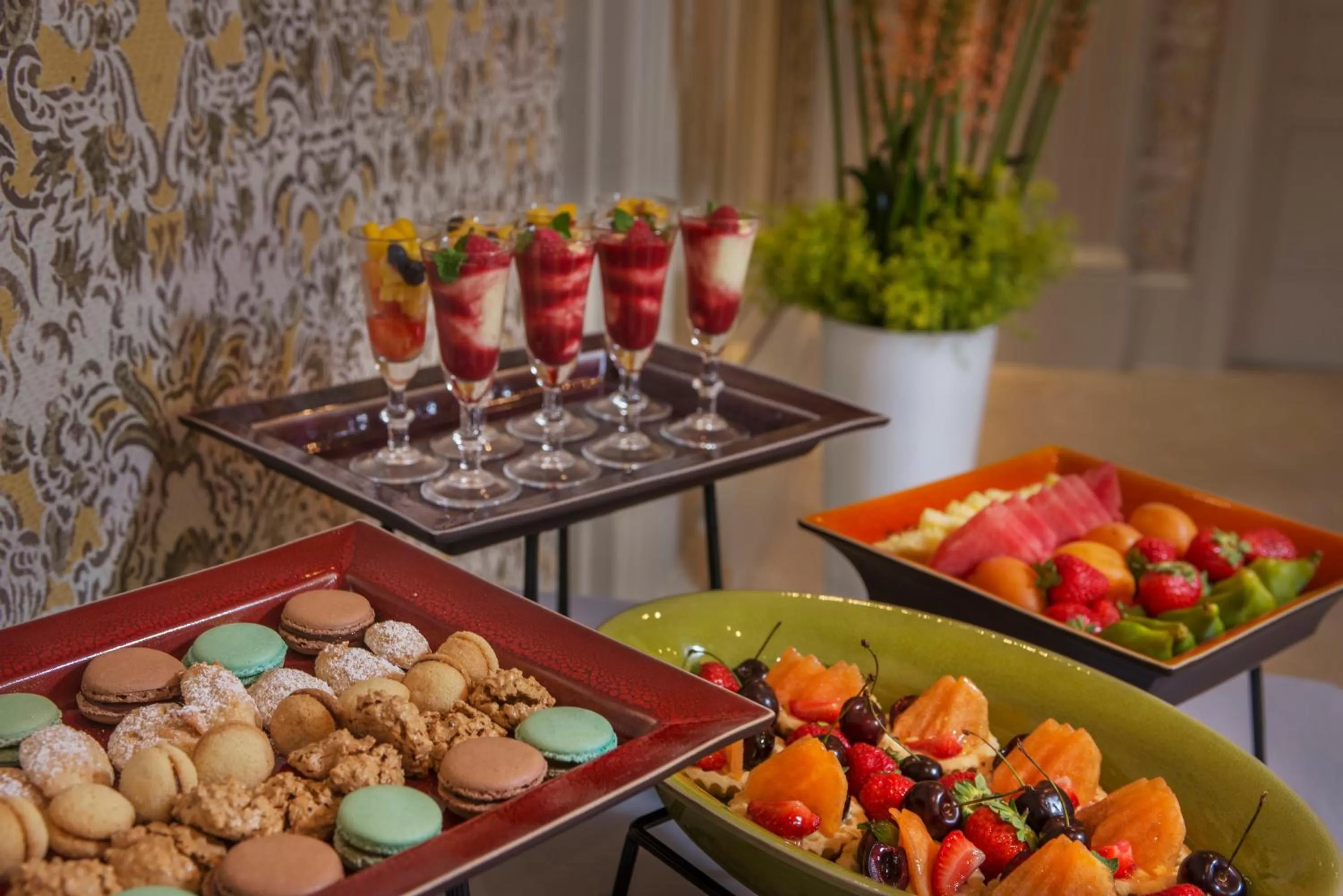 Food and drinks in Rocco Forte Hotel De Russie