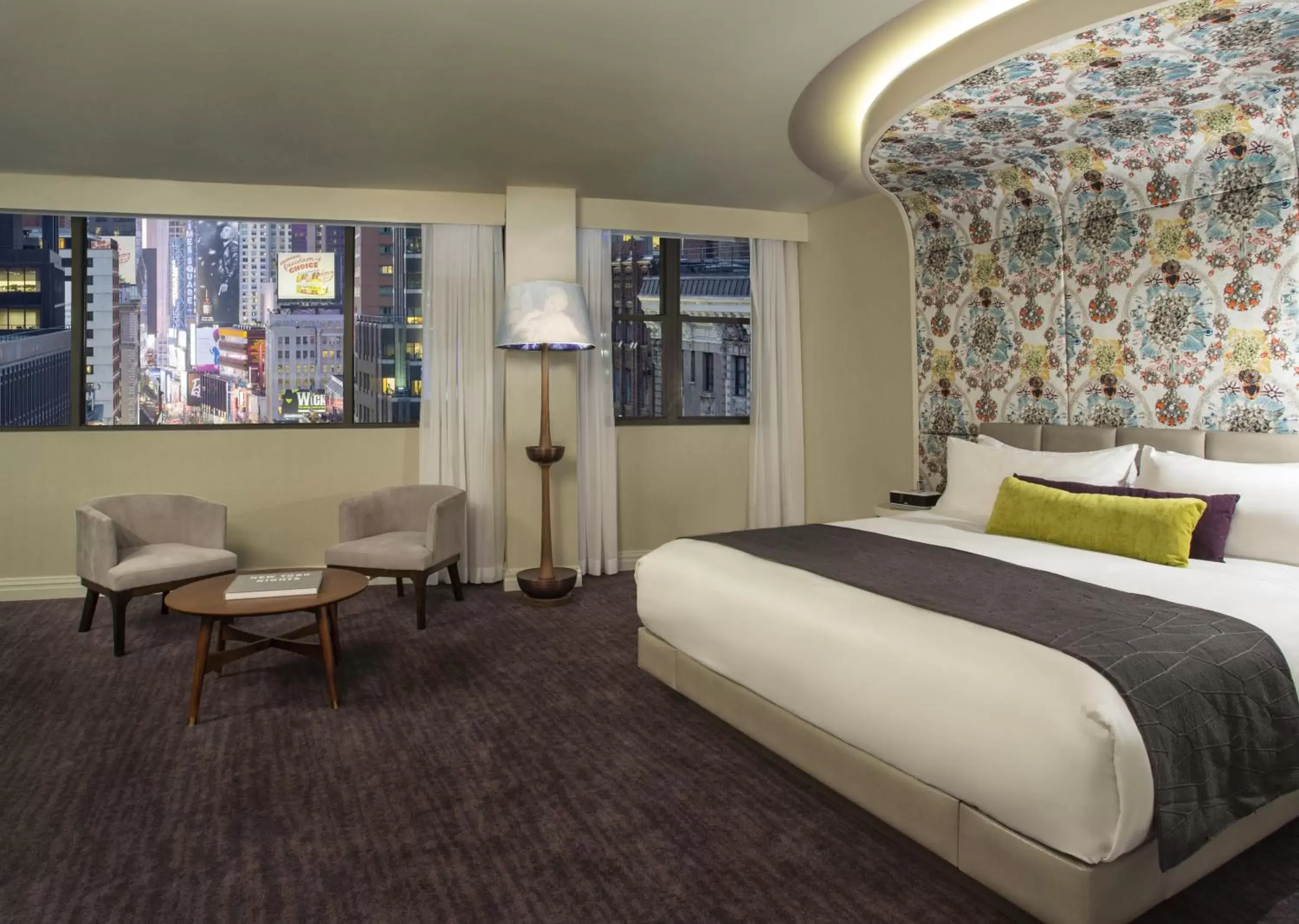Photo of the whole room, Bed in Dream Midtown, Part Of Hyatt