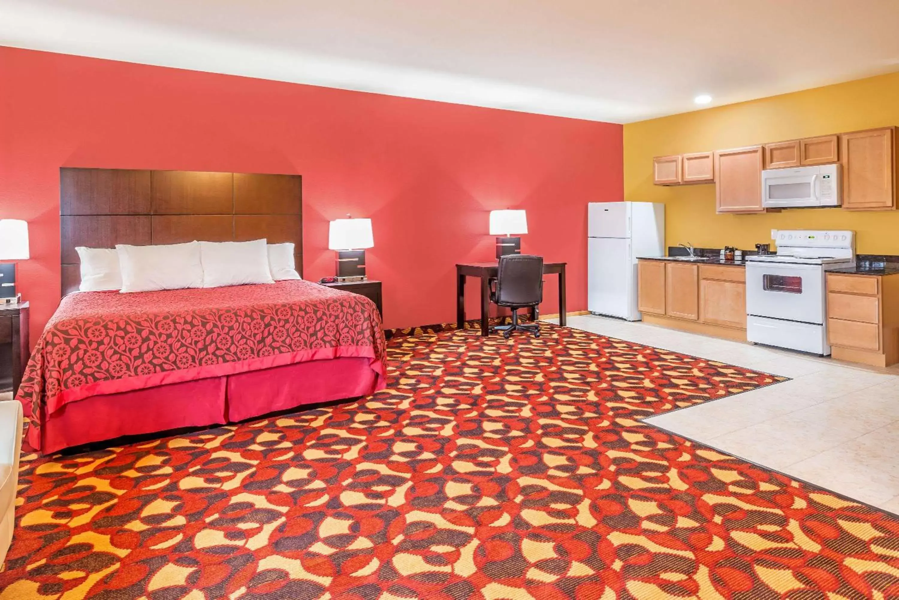 Photo of the whole room in Days Inn & Suites by Wyndham El Dorado