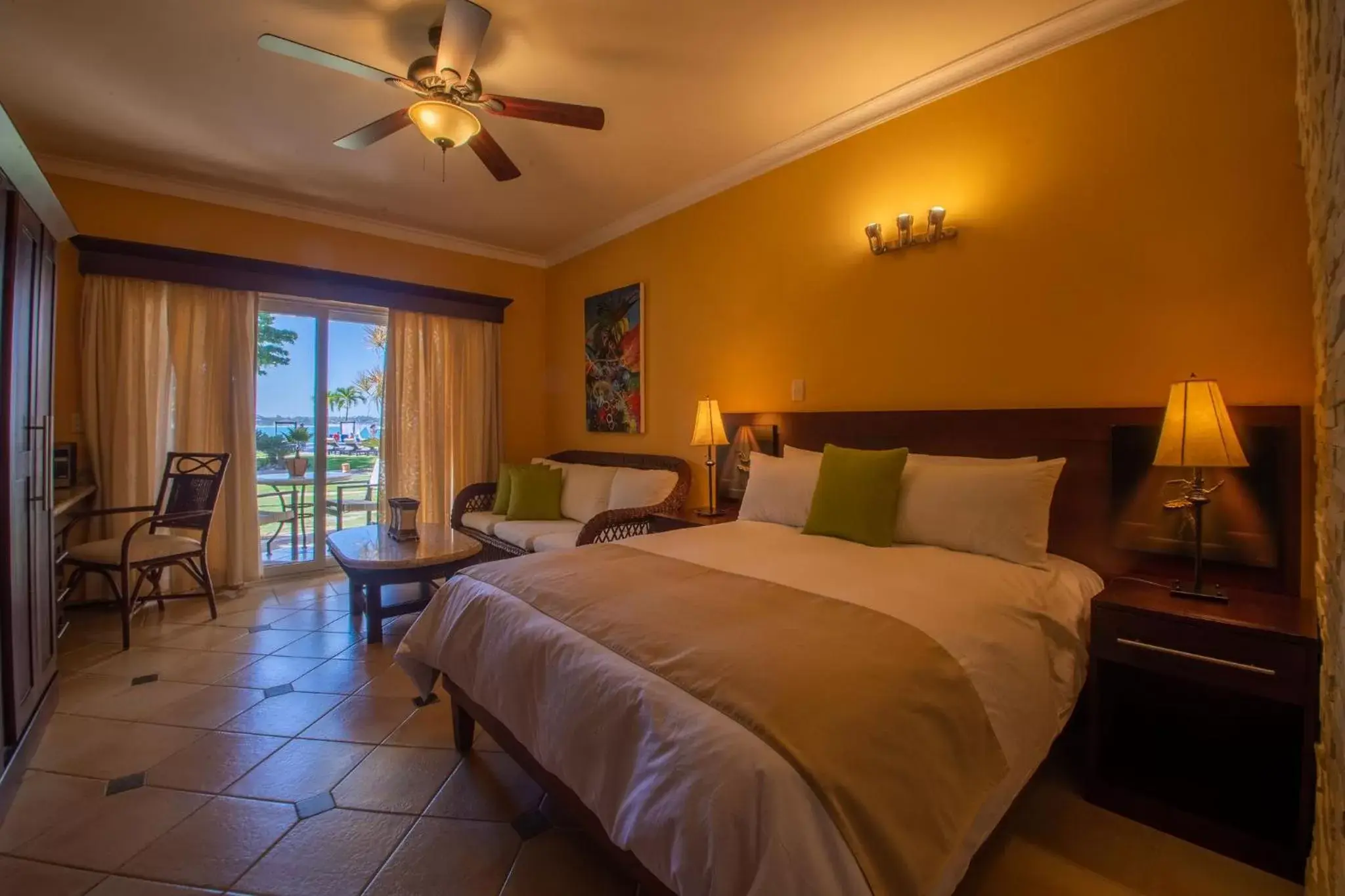 Photo of the whole room, Bed in Velero Beach Resort
