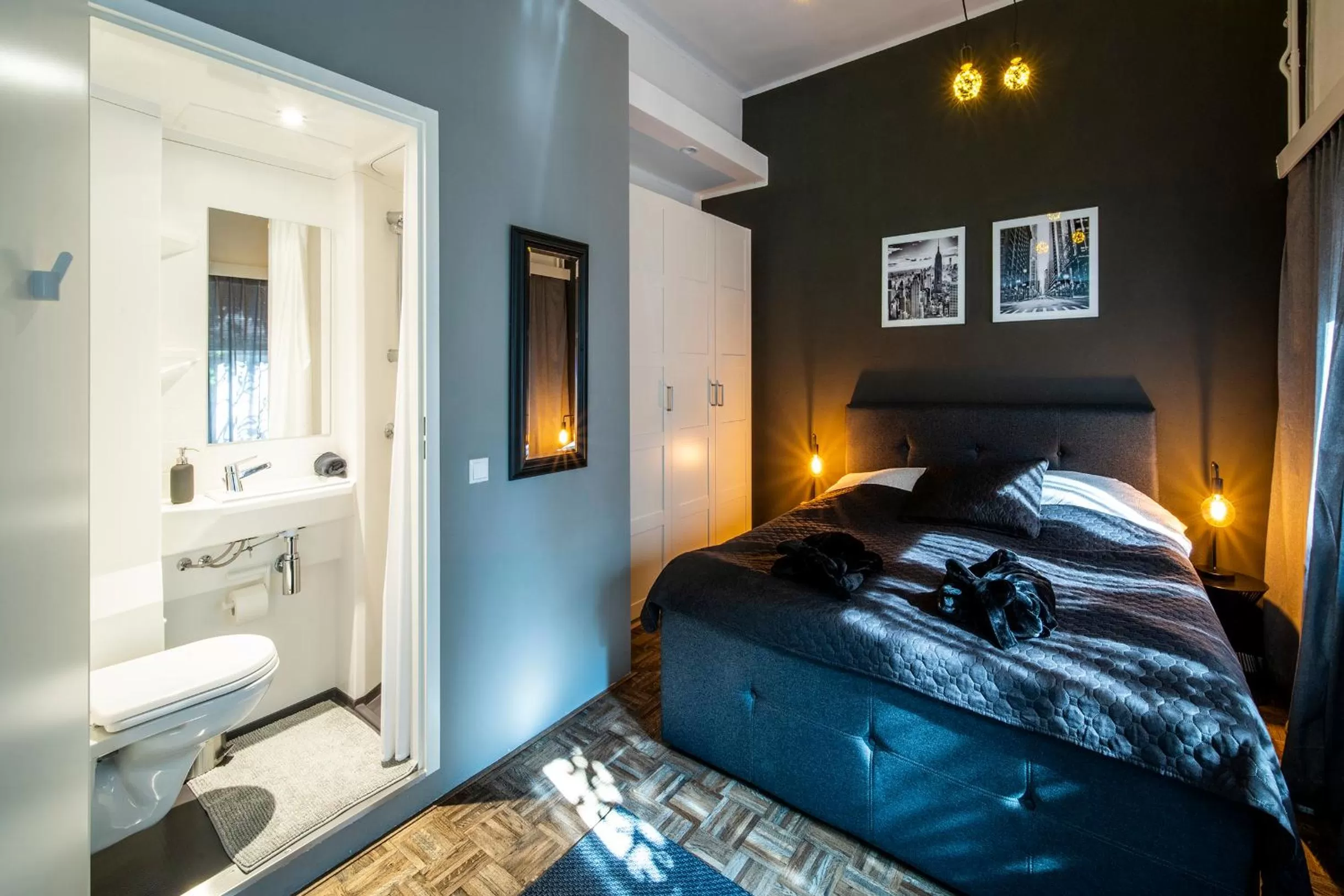 Bed in Hush Bed & Breakfast