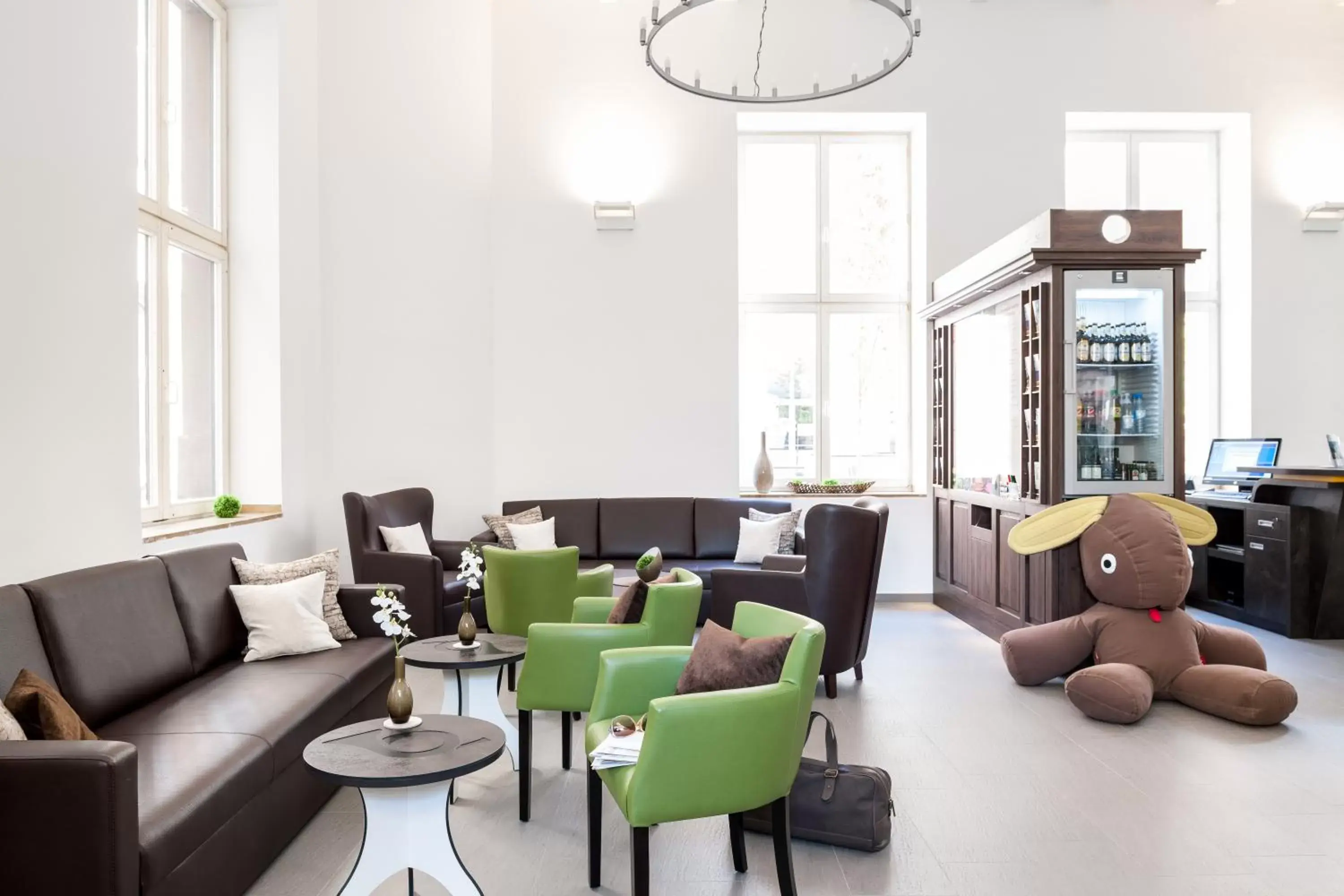 Lobby or reception, Restaurant/Places to Eat in Ibis Styles Trier