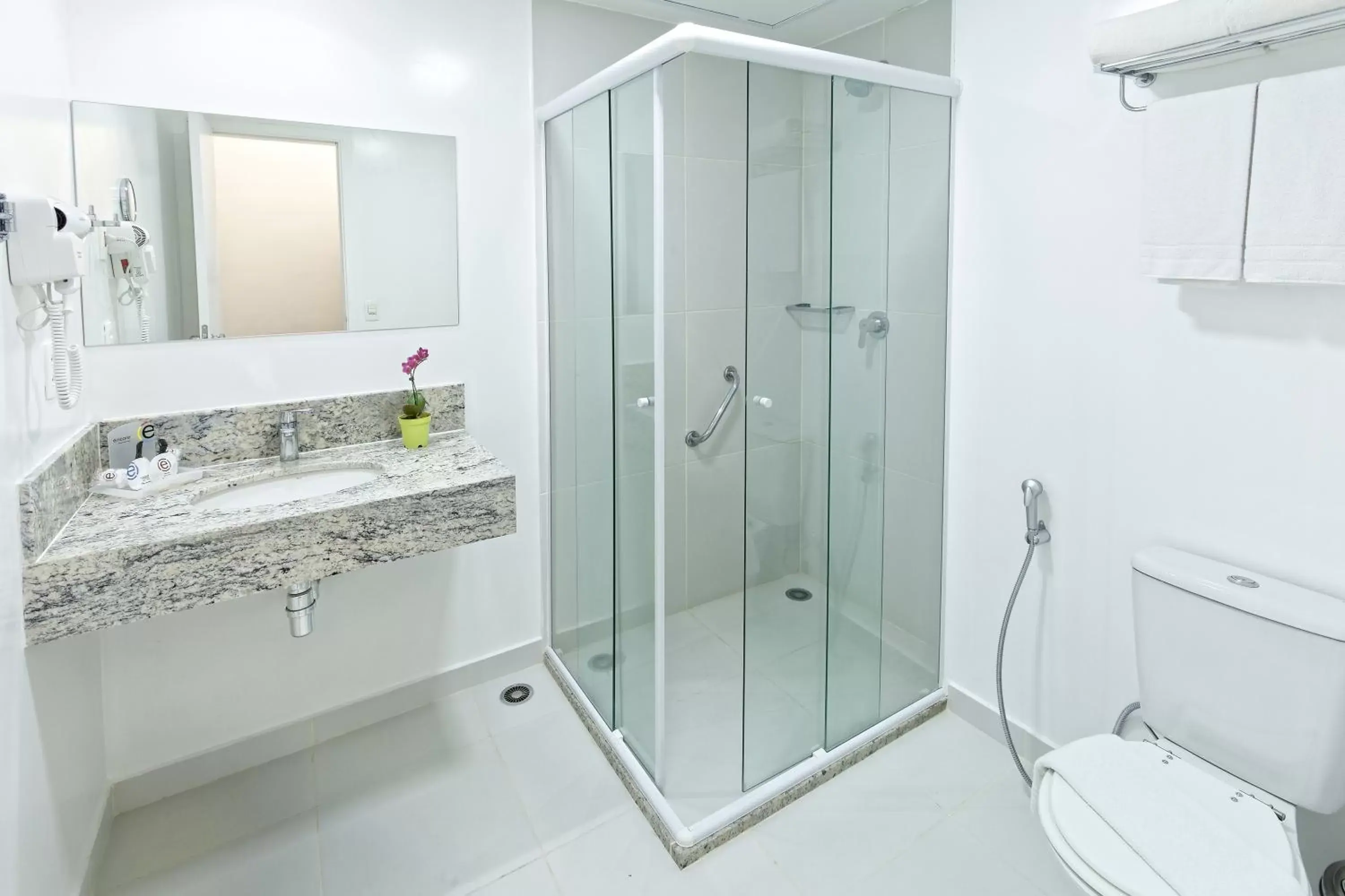 Standard Twin Room in Ramada Encore by Wyndham São Paulo Osasco Standard Twin Room in Ramada Encore by Wyndham São Paulo Osasco