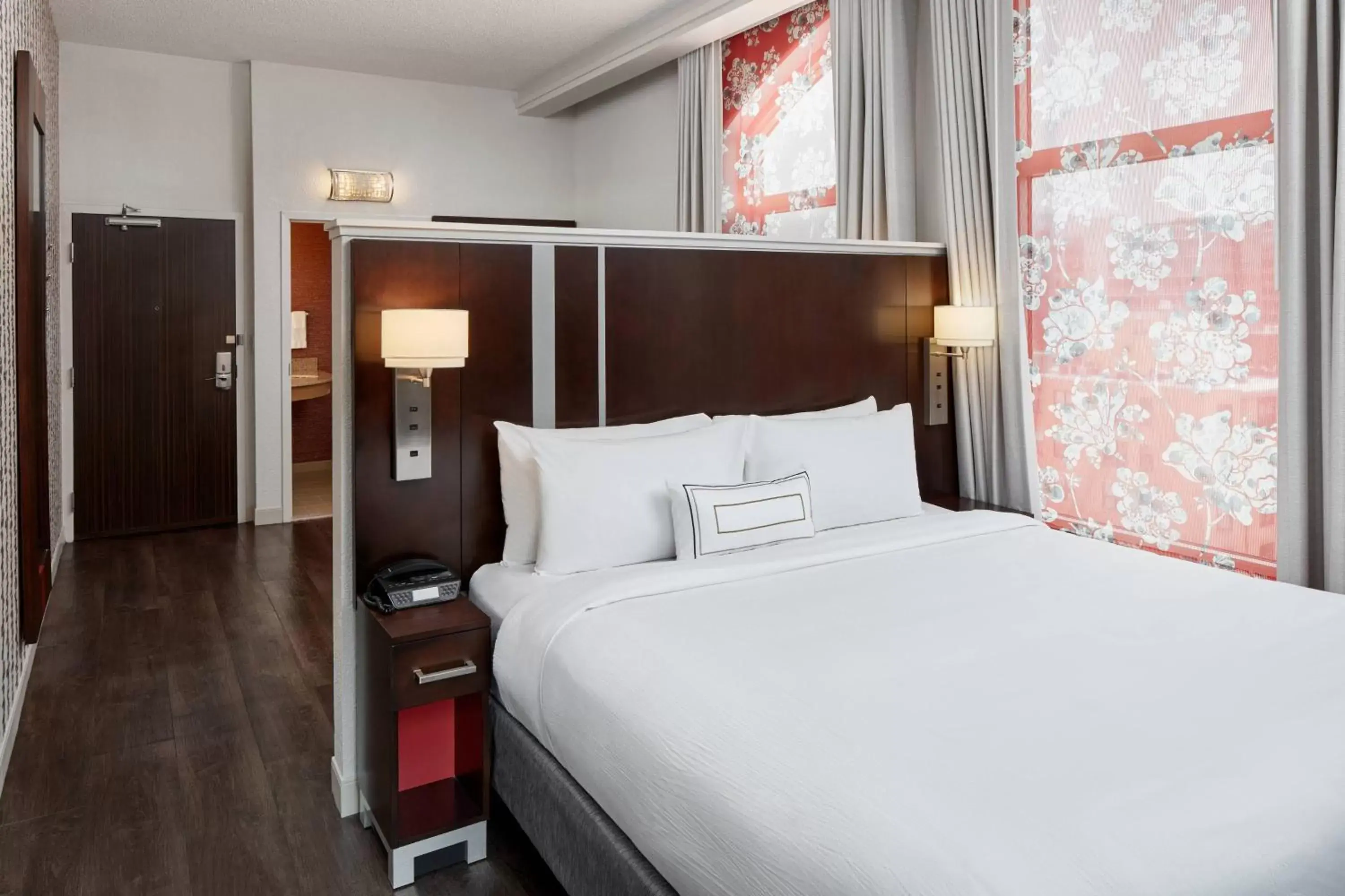 Bedroom, Bed in Fairfield Inn & Suites by Marriott Washington Downtown