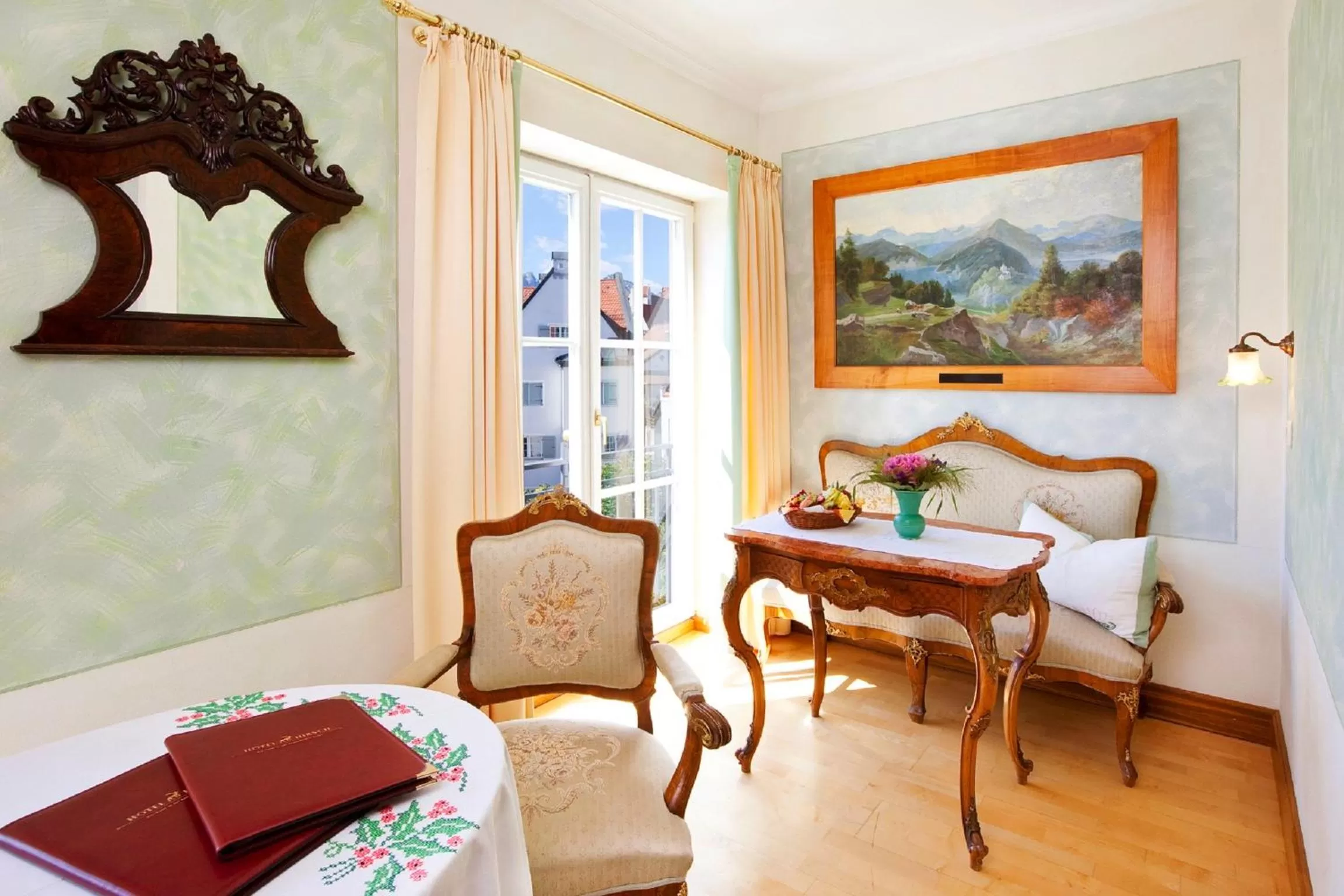 Seating area in Hotel Hirsch