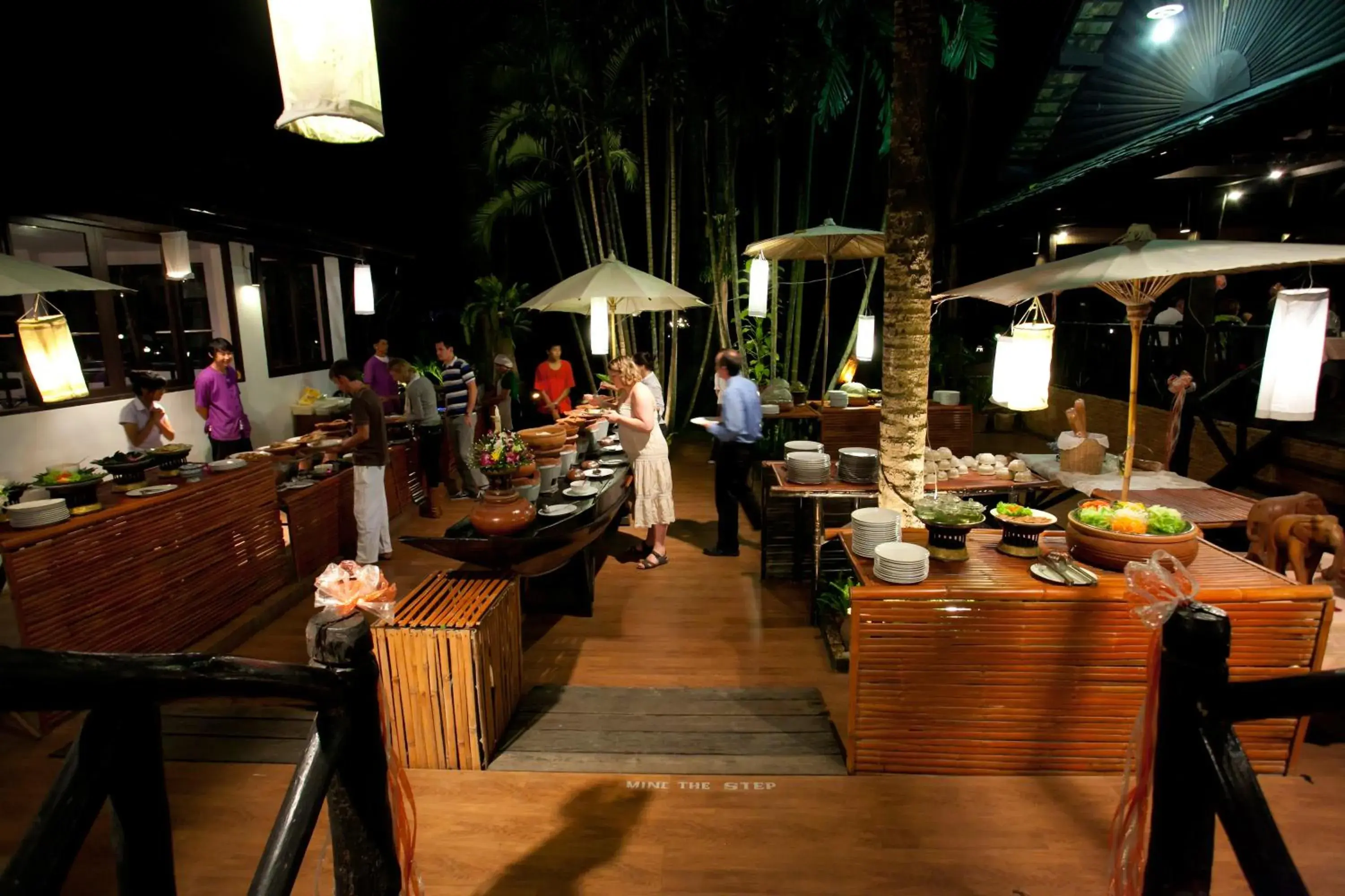 Restaurant/Places to Eat in Lampang River Lodge (SHA Certified)