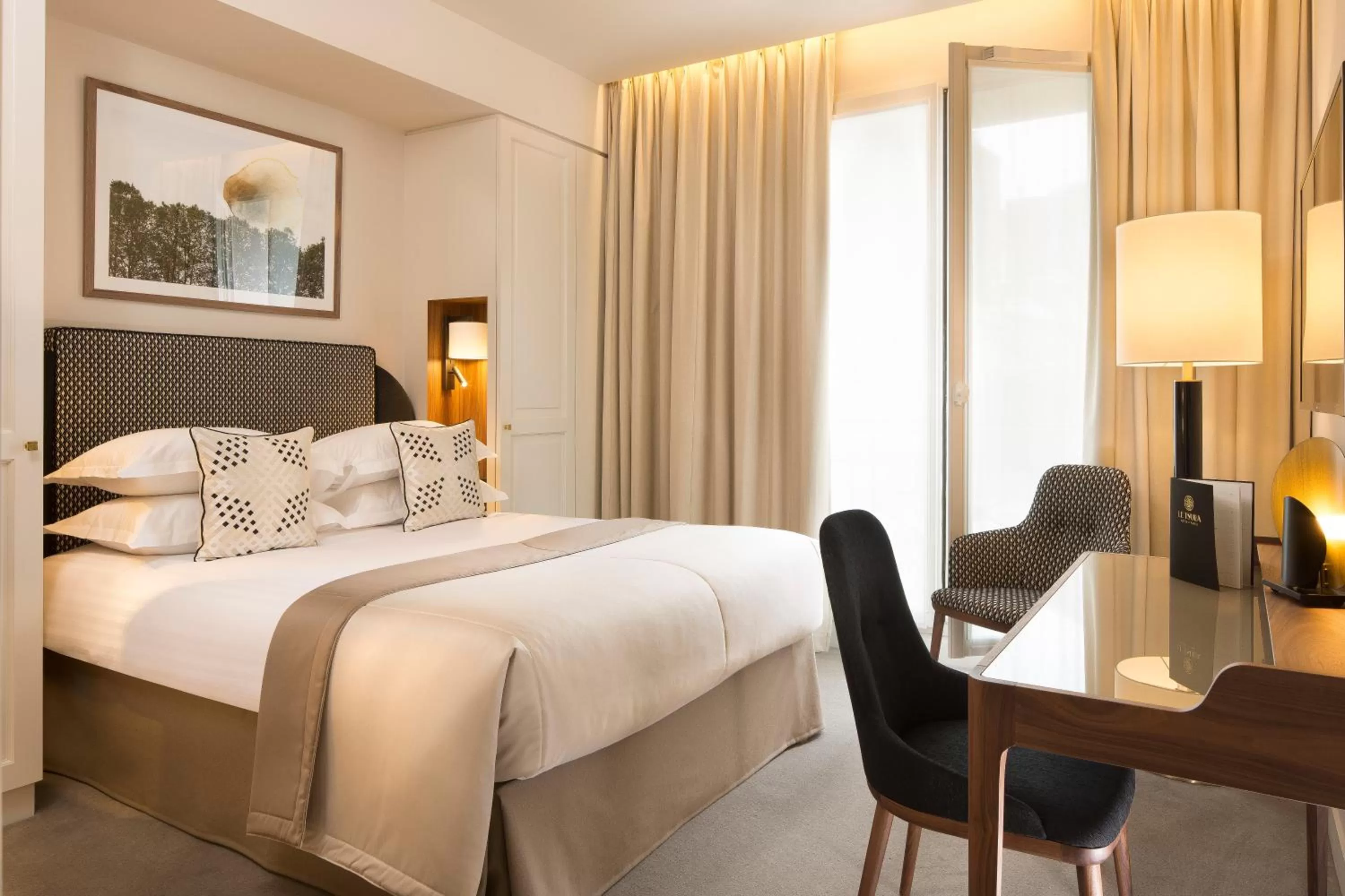 Photo of the whole room, Bed in Le Tsuba Hotel