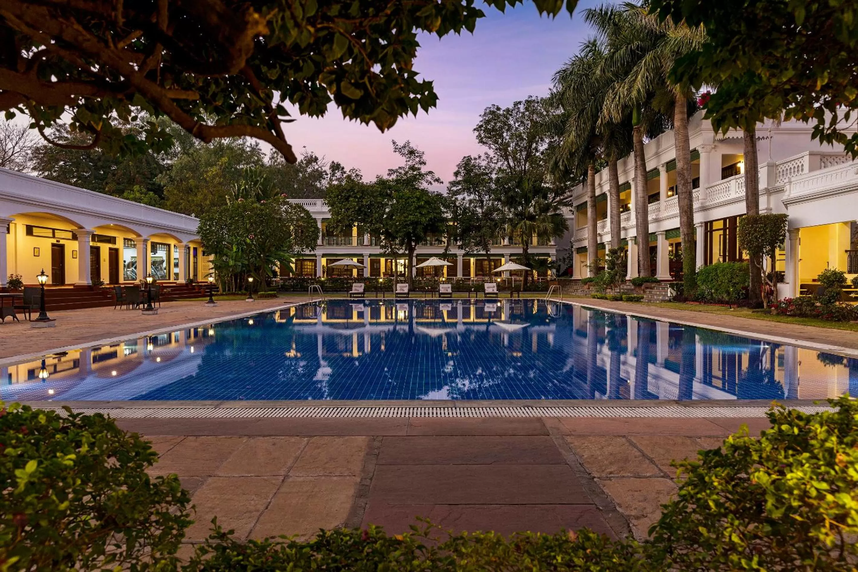 Swimming pool in Jehan Numa Palace Hotel