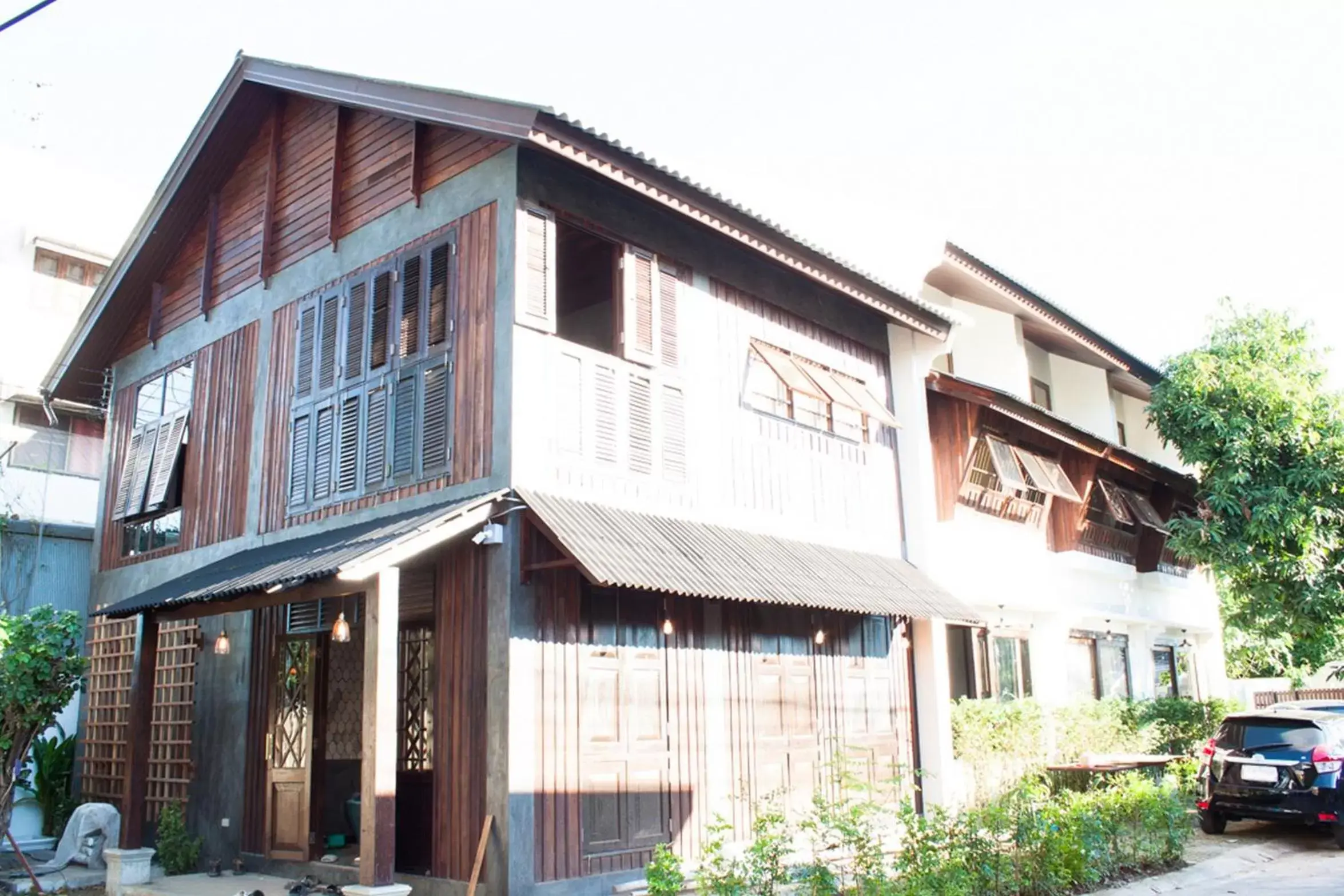 On site, Property Building in ONCE (upon a time) Chiang Mai Home