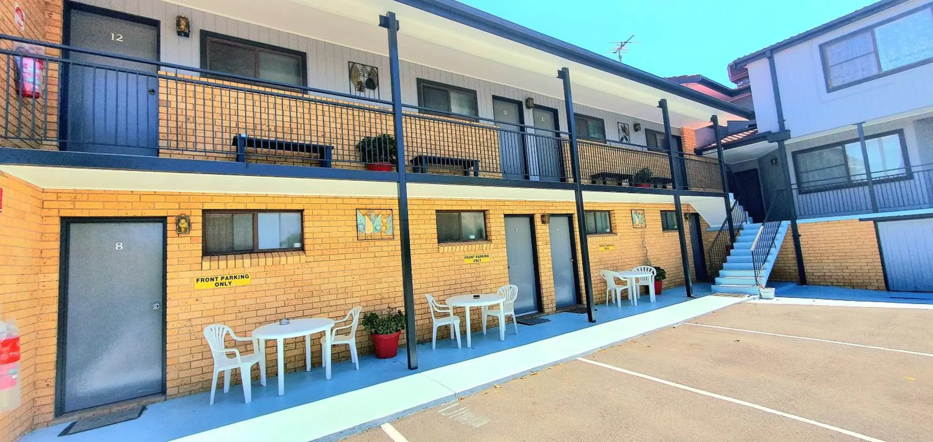 Property Building in Goldrush Motel Young CBD