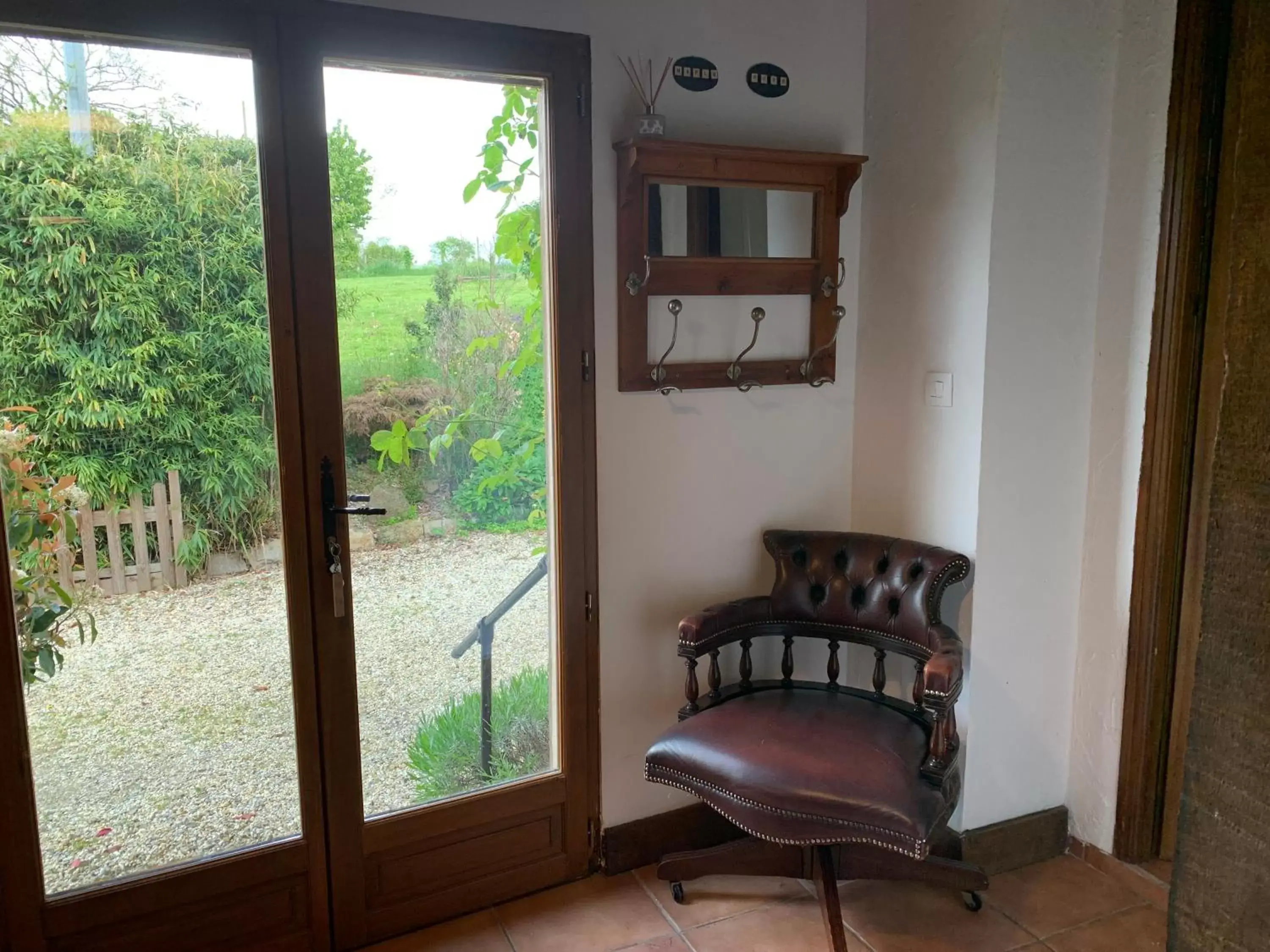 Living room, Seating Area in Le Bas Chesnay Chambres D'Hotes Domfront en Poiraie