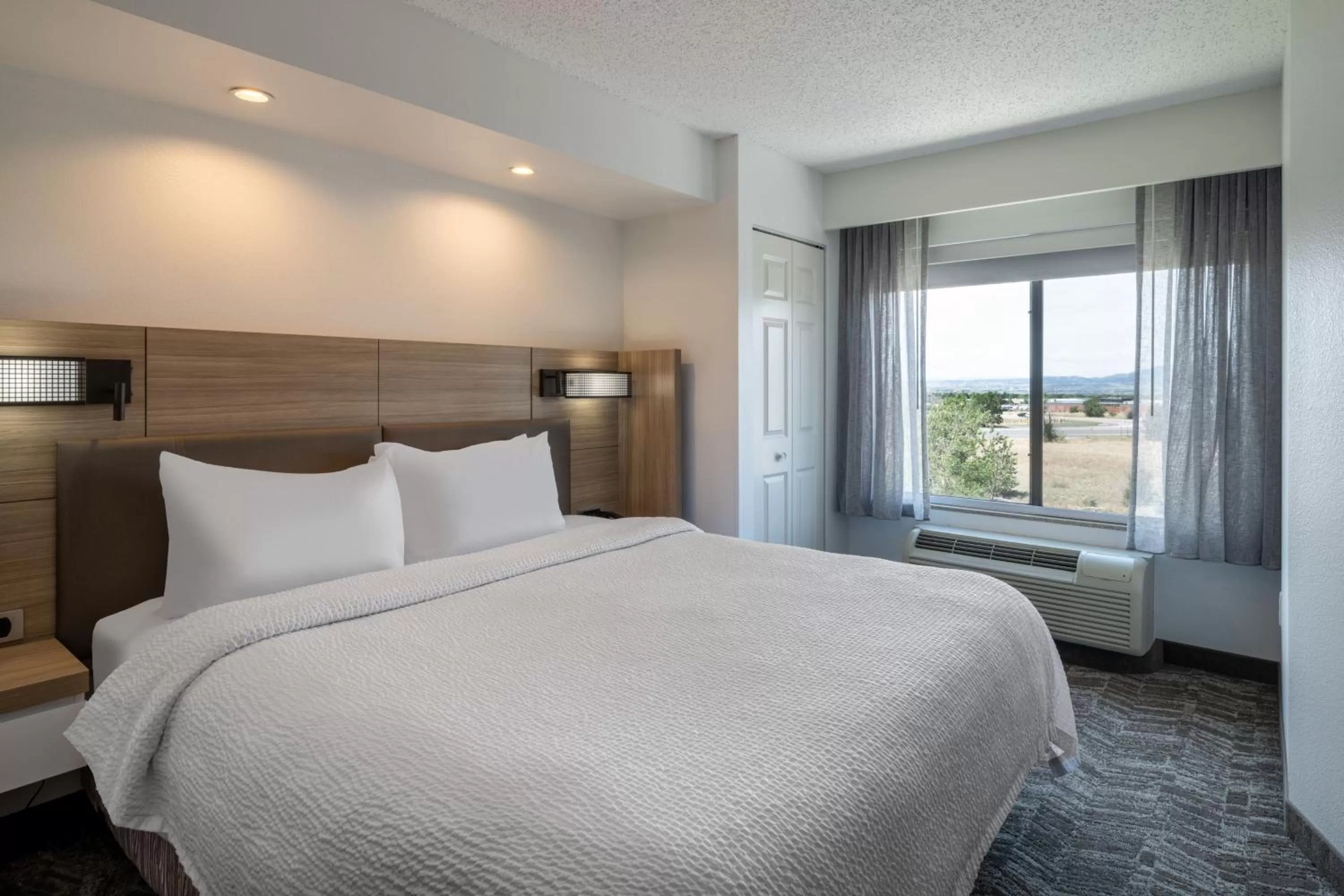 Bedroom, Bed in SpringHill Suites by Marriott Colorado Springs South