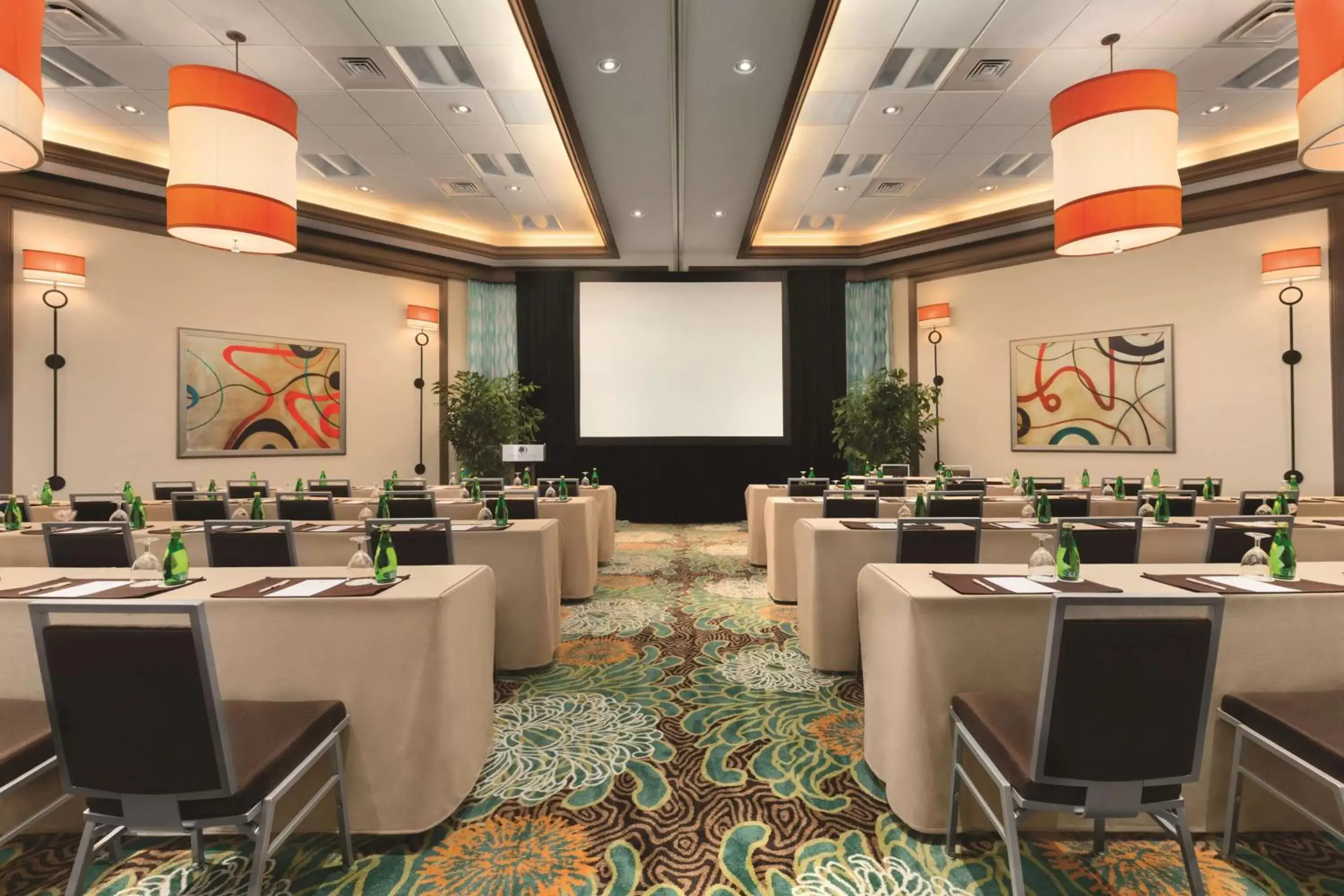 Meeting/conference room in DoubleTree Suites by Hilton Orlando at Disney Springs