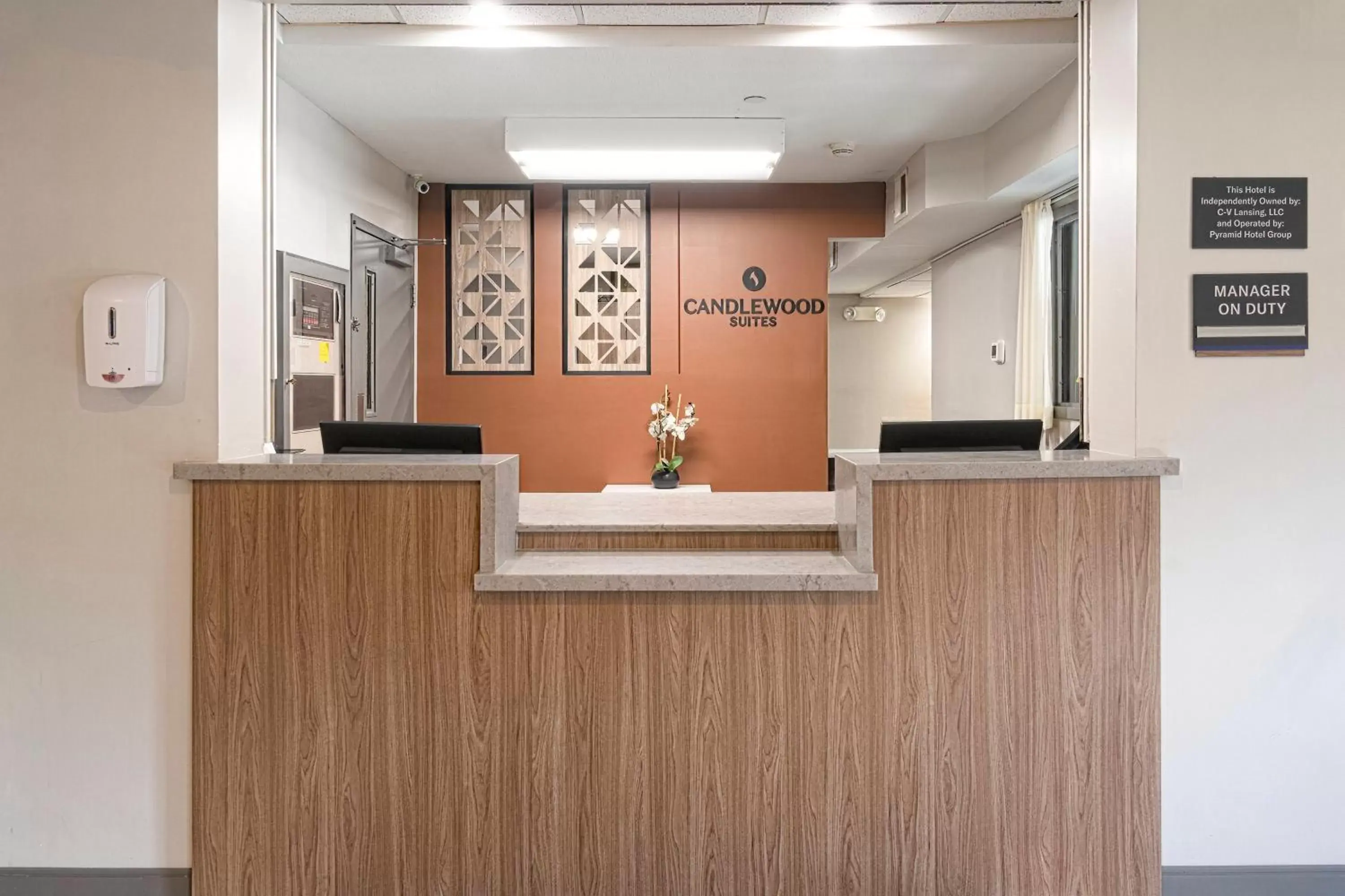 Property building, Lobby/Reception in Candlewood Suites East Lansing, an IHG Hotel