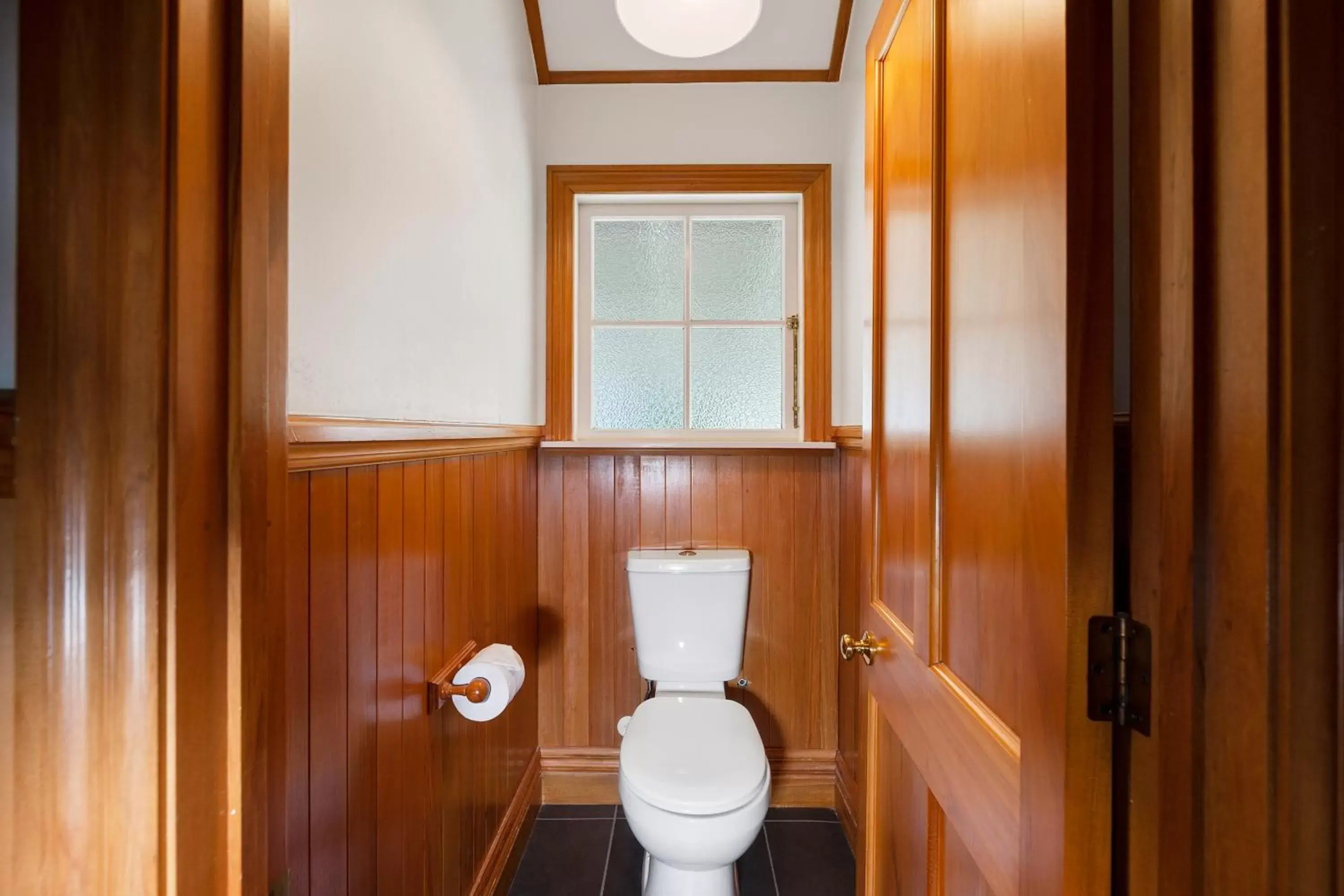Bathroom in Quality Suites Huka Falls