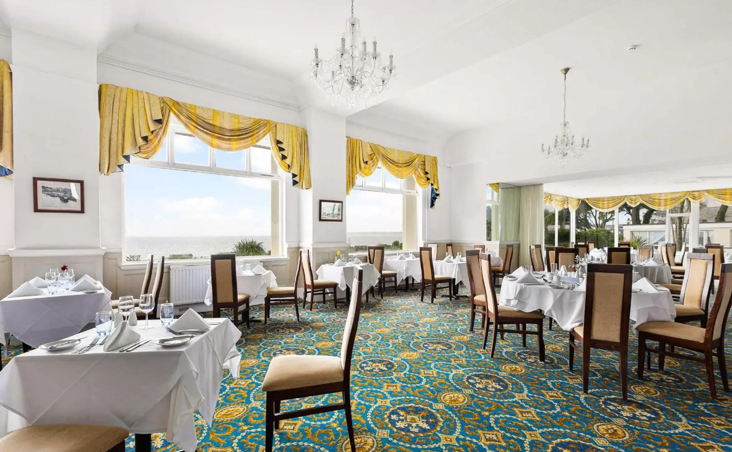 Restaurant/Places to Eat in The Falmouth Hotel