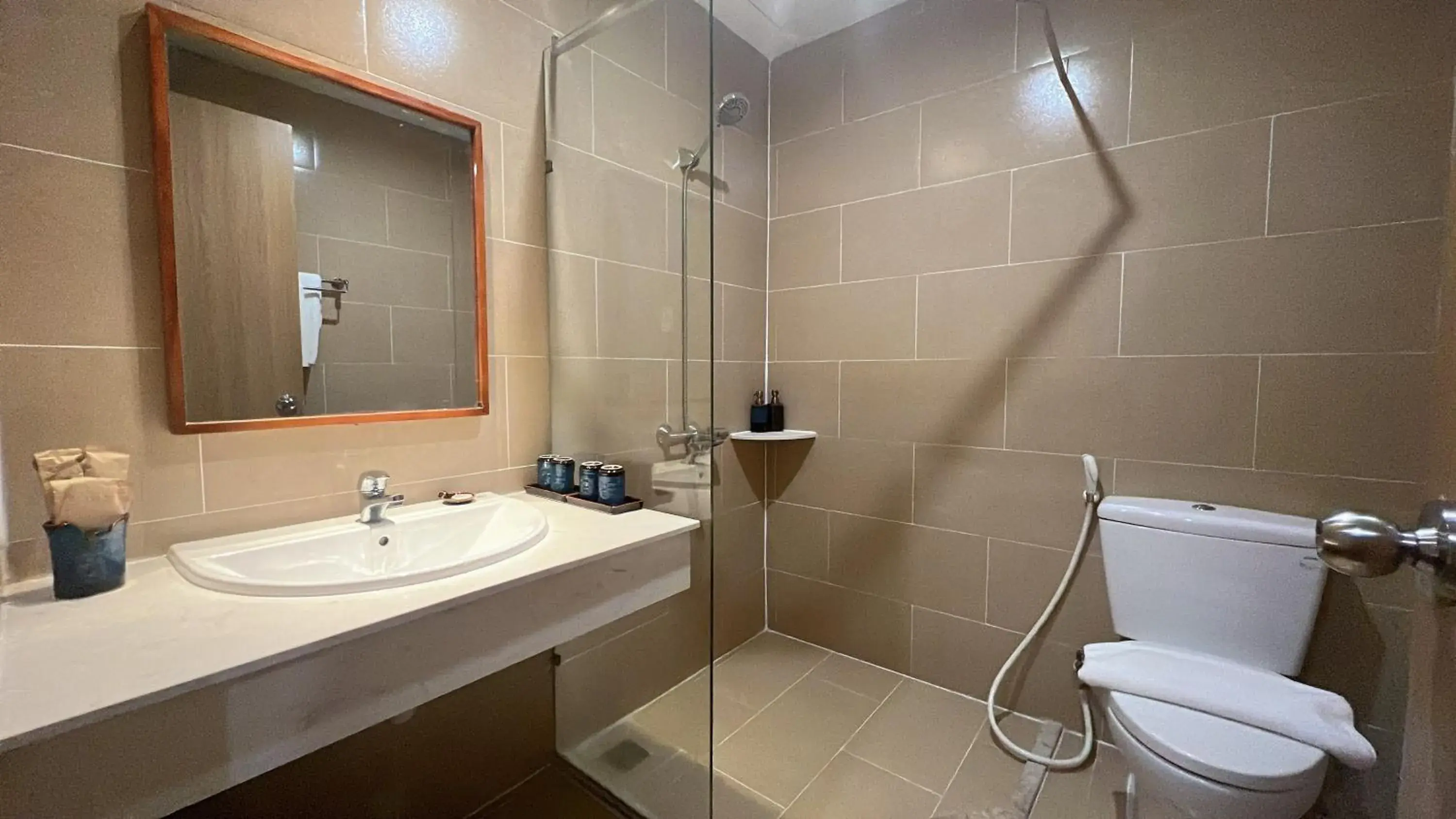 Shower, Bathroom in Tom Hill Boutique Resort & Spa