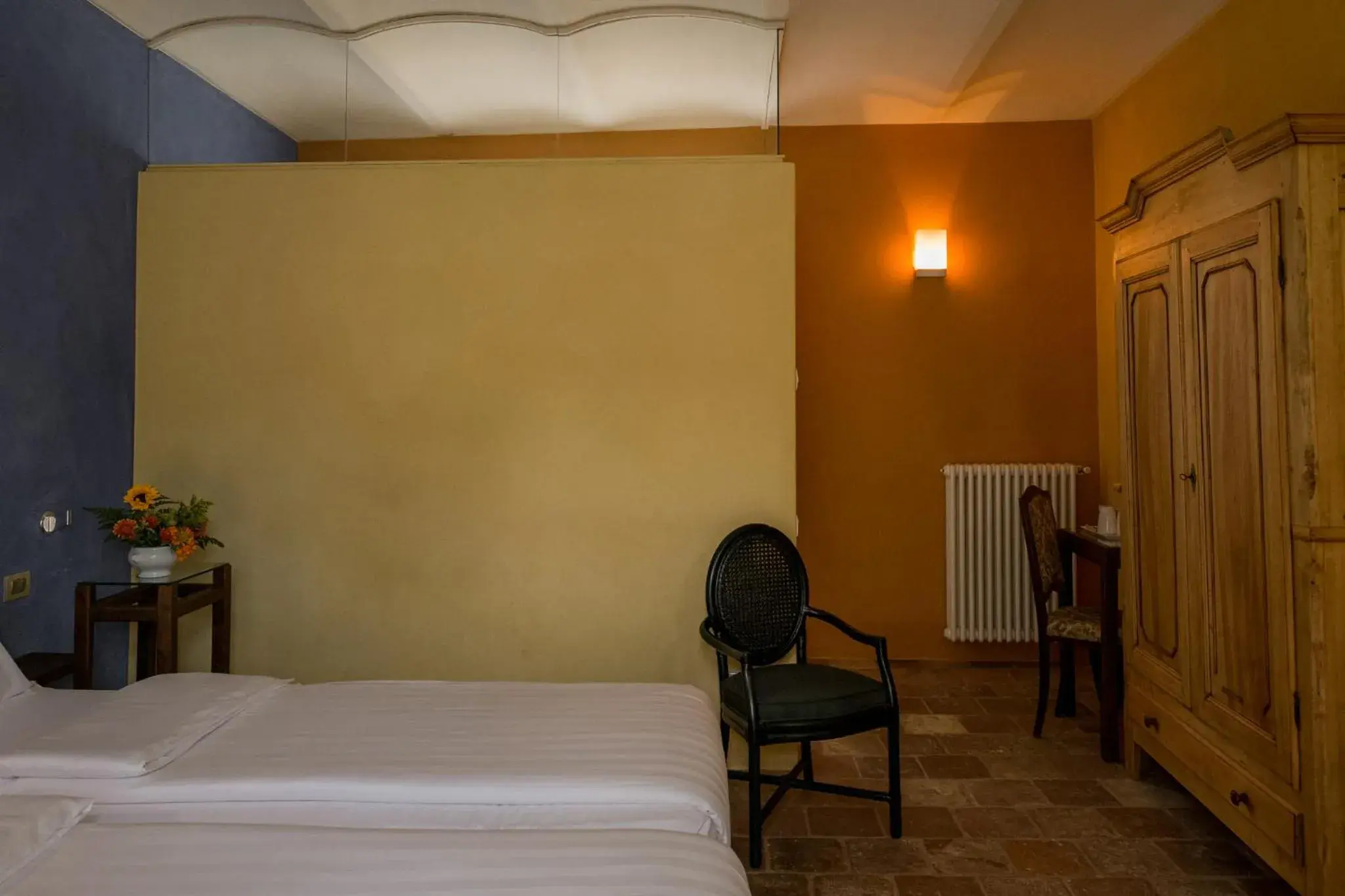 Bed in Albergo Real Castello