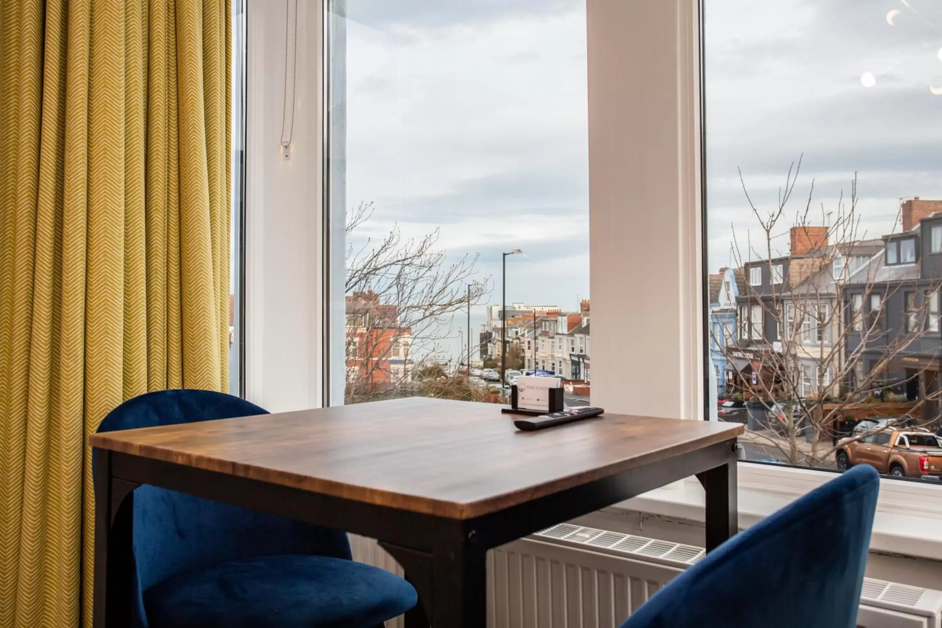 Dining area in Stay Coastal