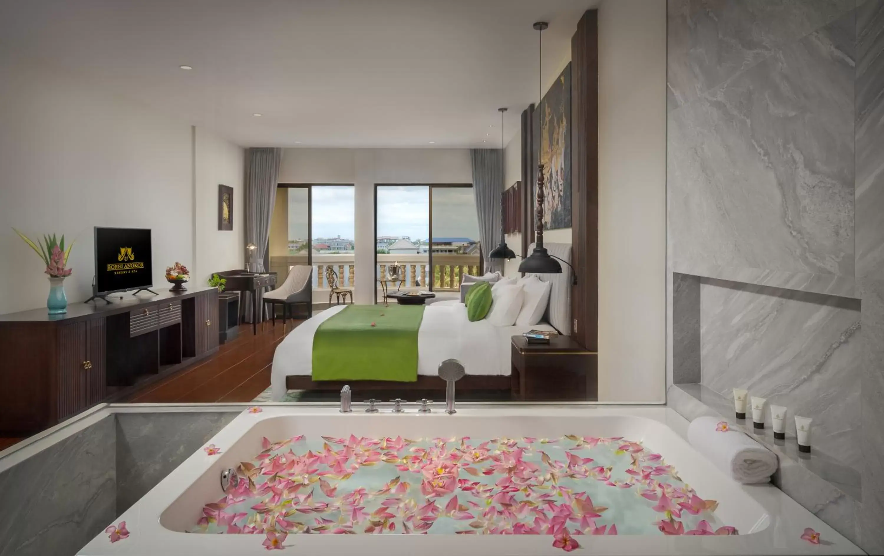 Bath, Bed in Borei Angkor Resort & Spa Bath, Bed in Borei Angkor Resort & Spa