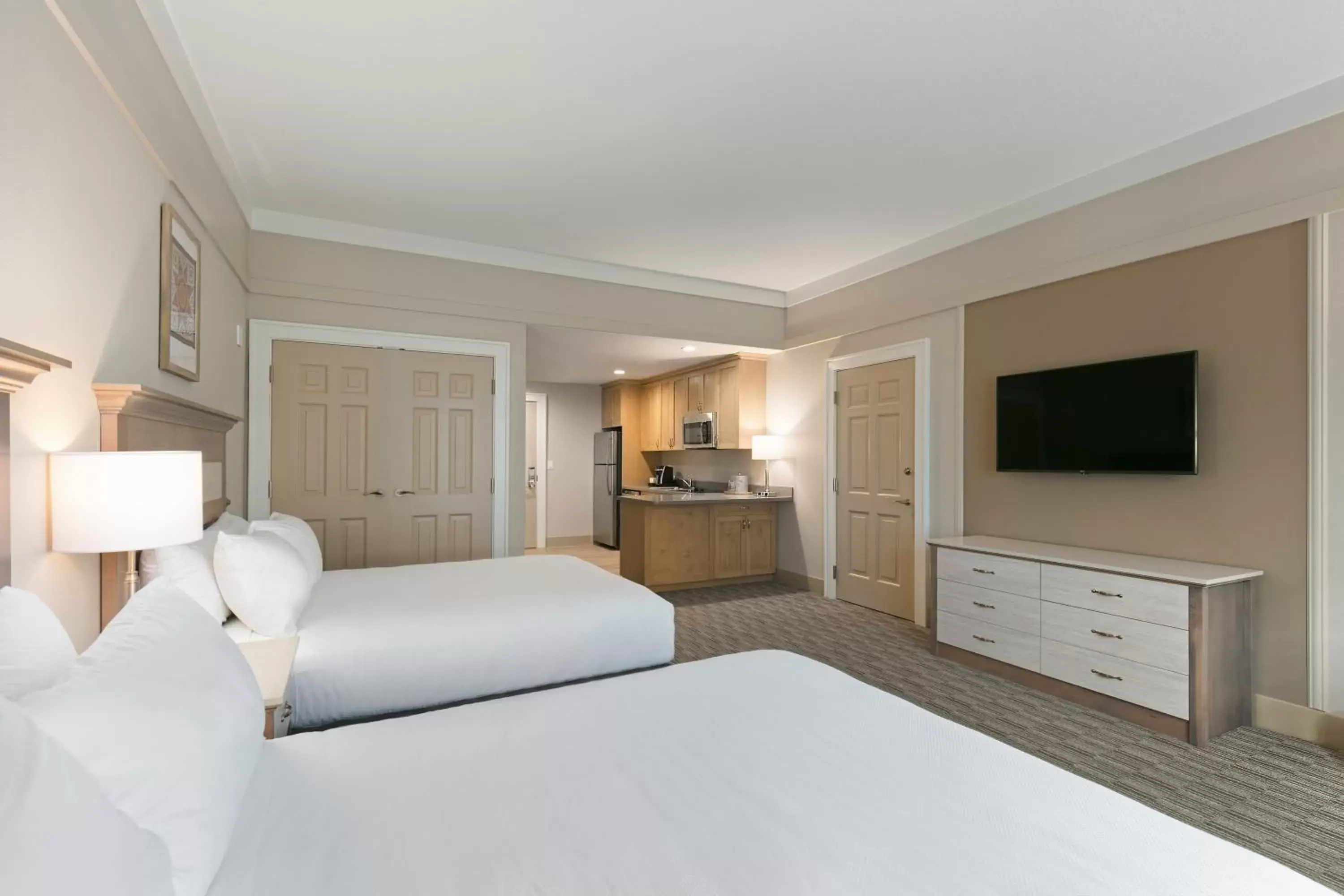 Bed in Carlisle Inn Sarasota Bed in Carlisle Inn Sarasota