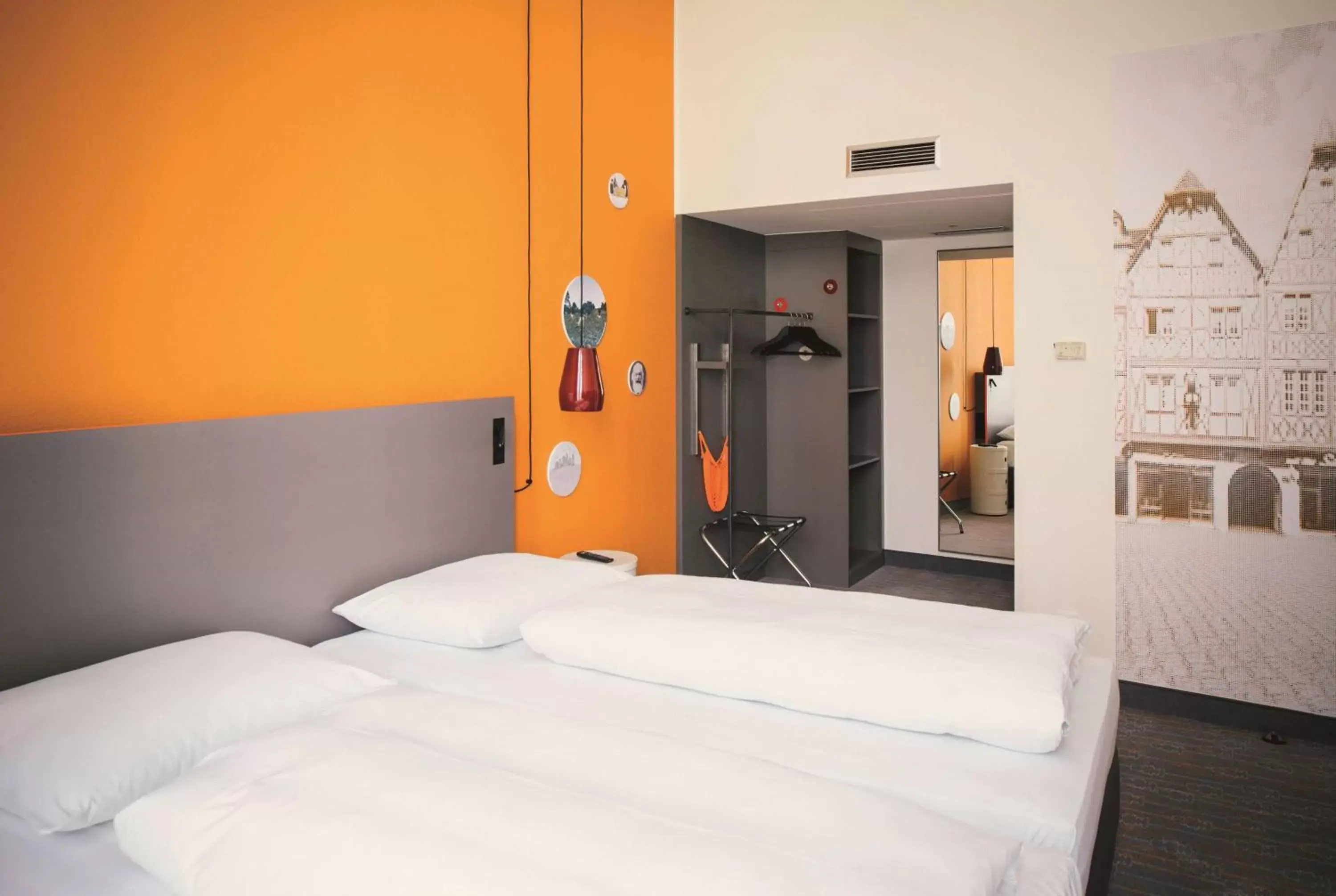 Photo of the whole room, Bed in Vienna House Easy by Wyndham Trier Photo of the whole room, Bed in Vienna House Easy by Wyndham Trier