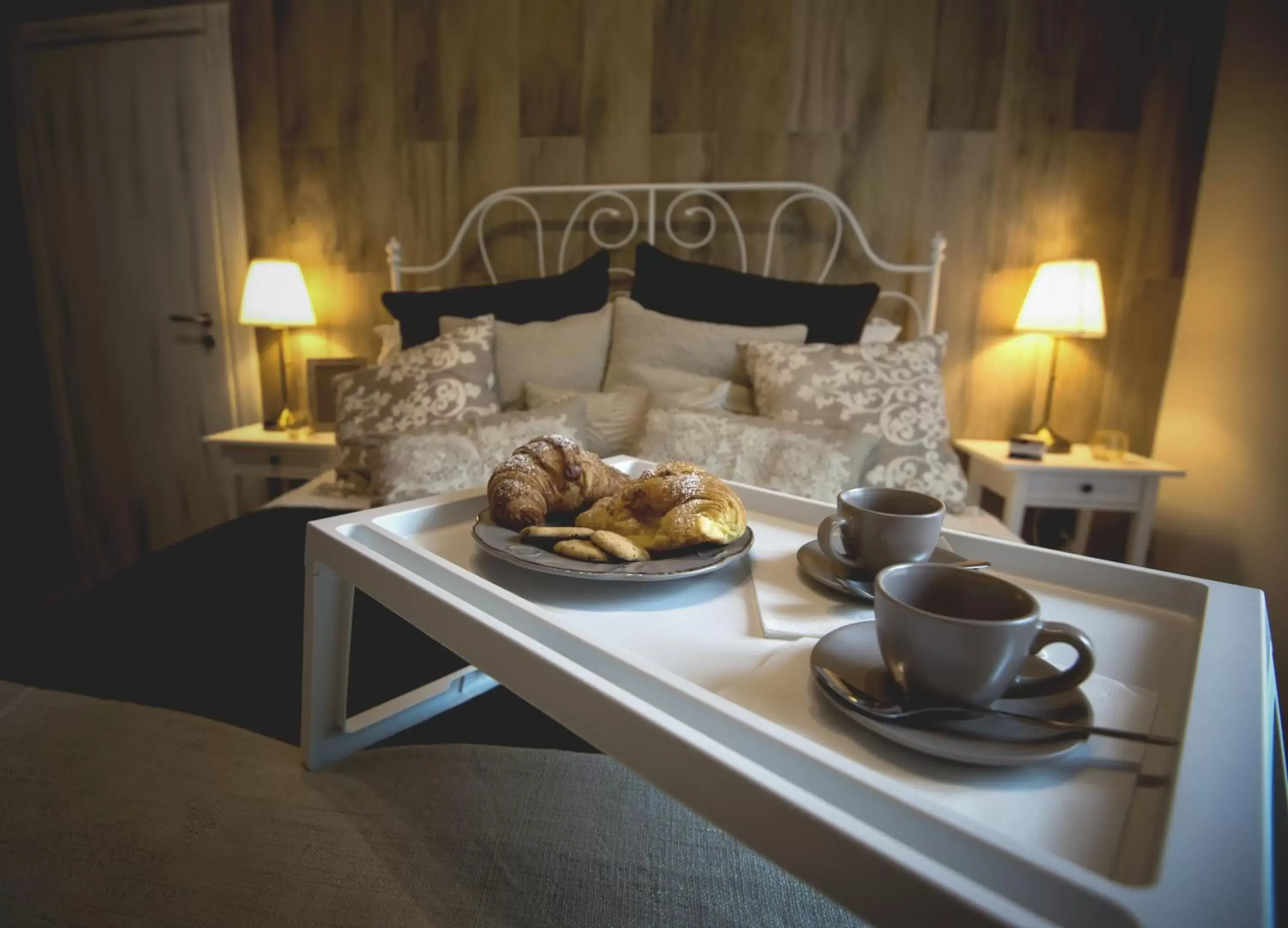 Bed in Elegant B&B - Il Vicolo storico Bed in Elegant B&B - Il Vicolo storico