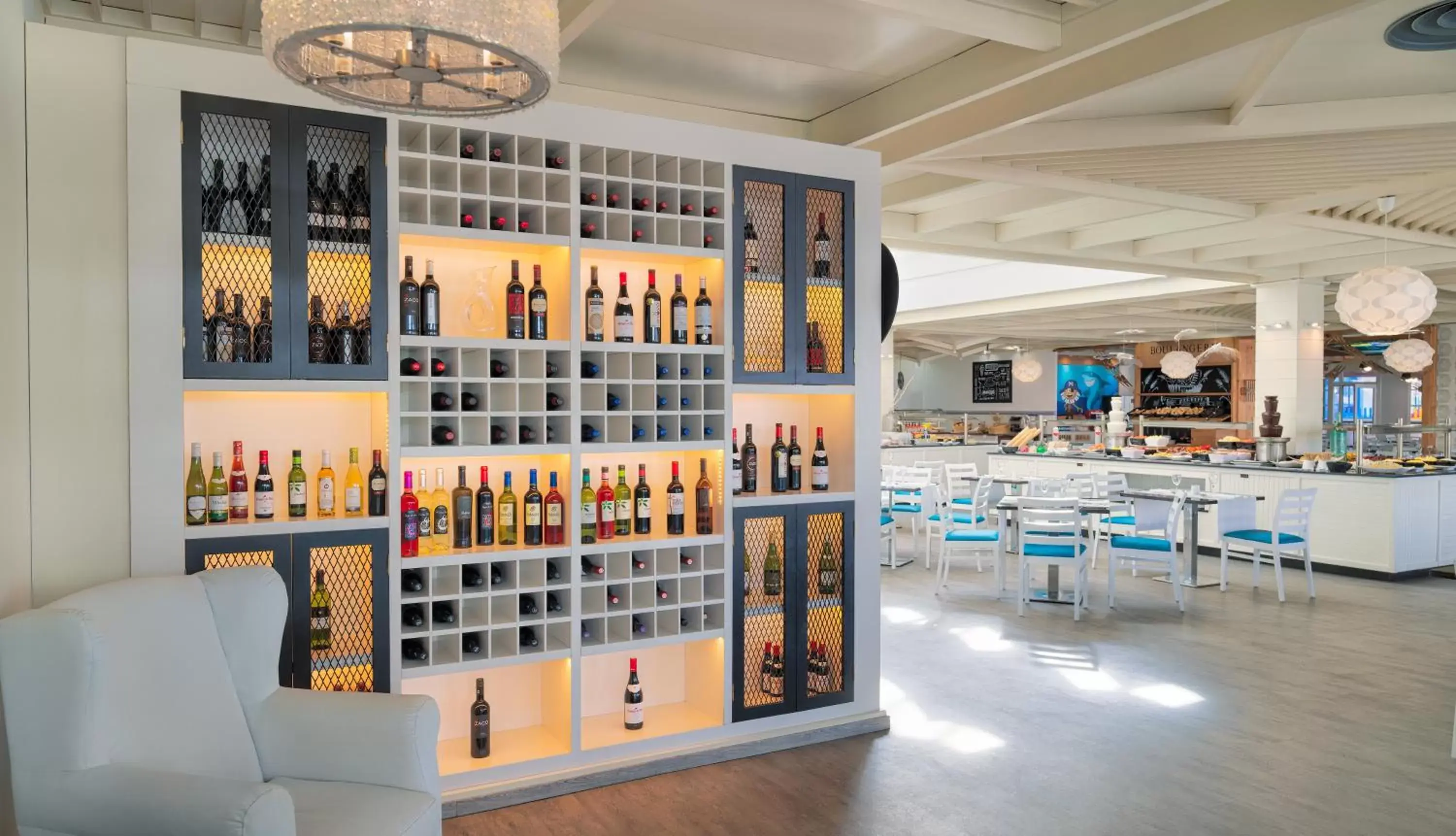 Restaurant/places to eat in H10 Suites Lanzarote Gardens Restaurant/places to eat in H10 Suites Lanzarote Gardens