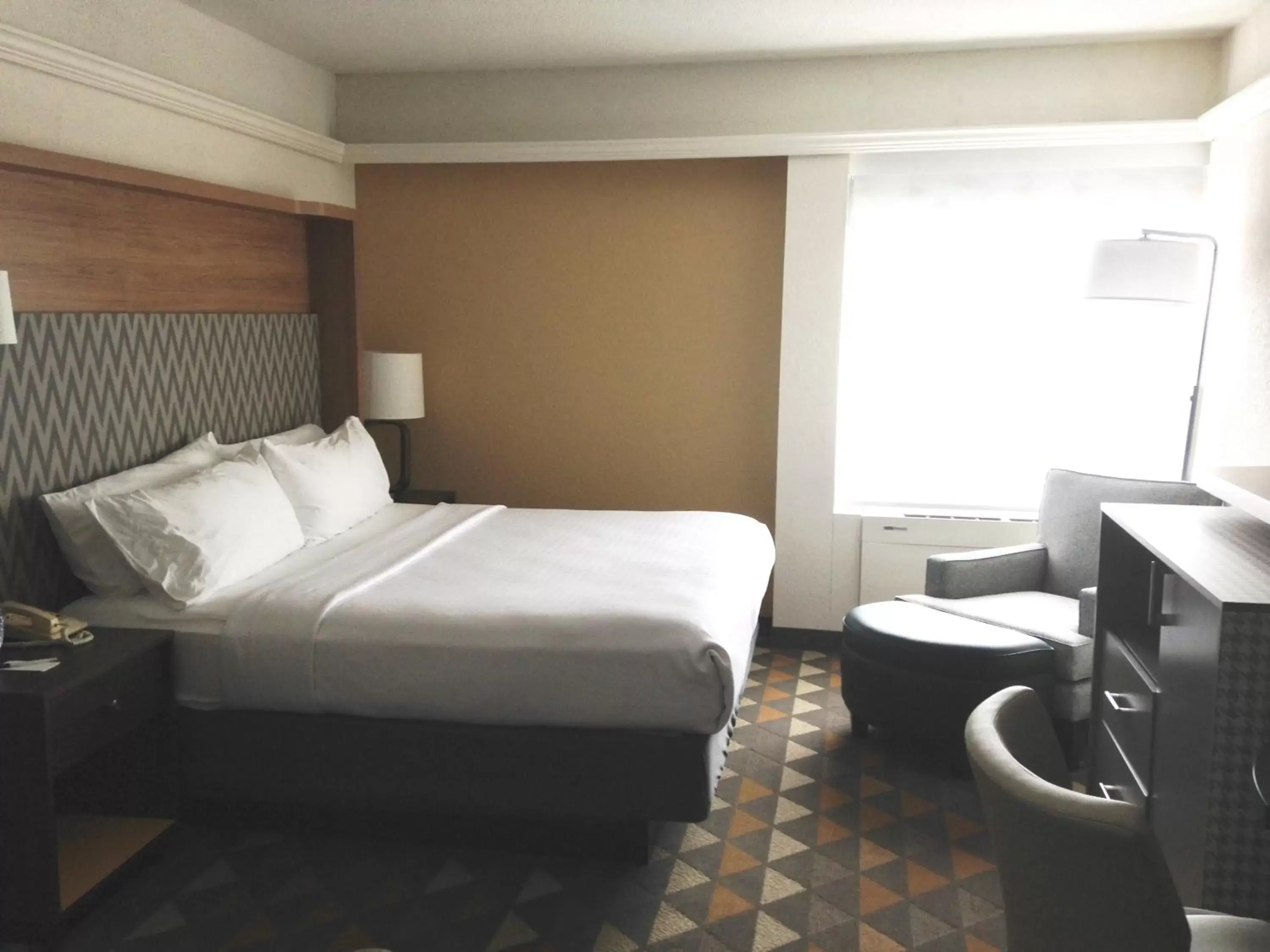 Photo of the whole room, Bed in Holiday Inn & Suites Pittsfield-Berkshires, an IHG Hotel