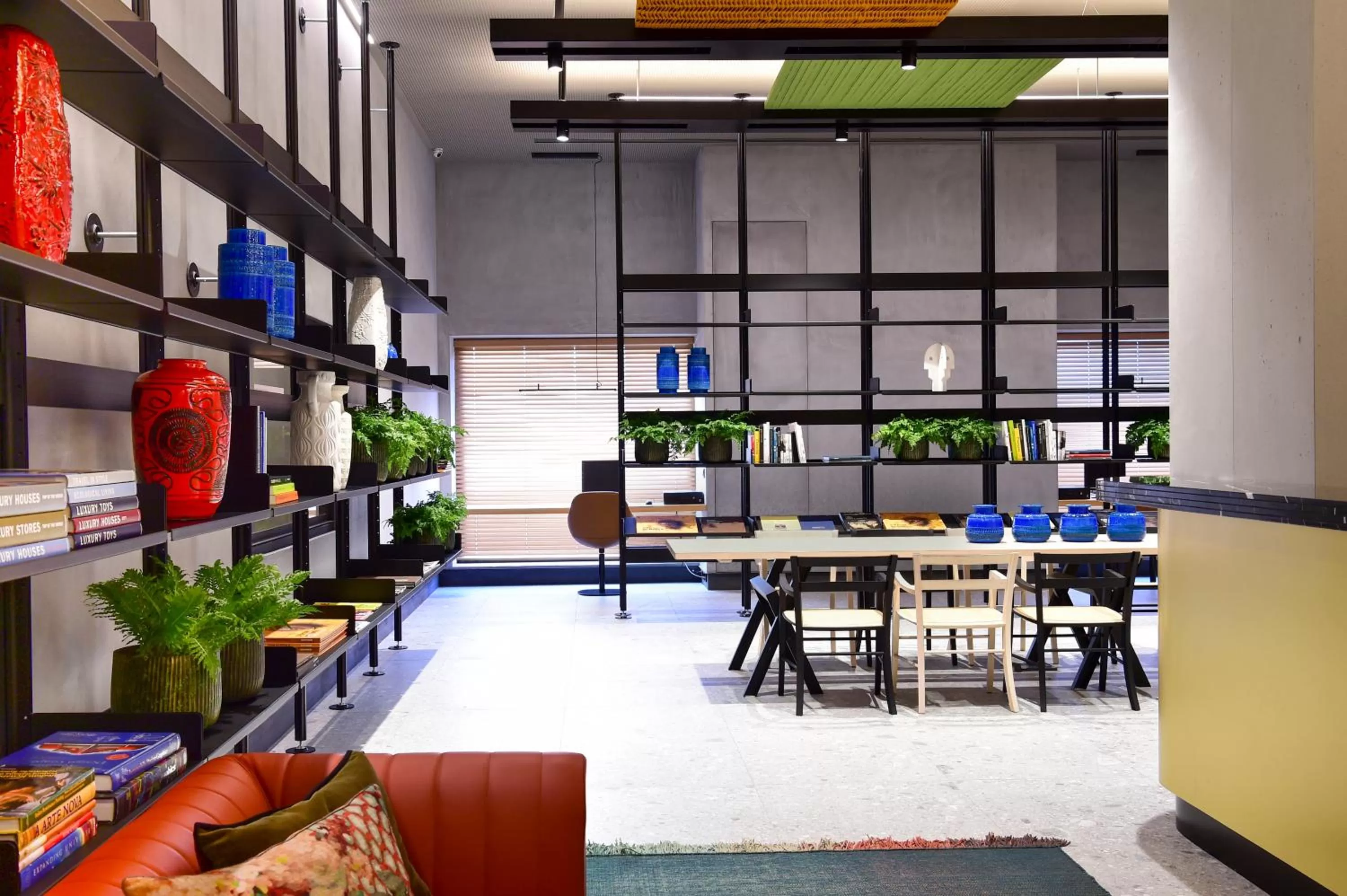 Lounge or bar in Porto Palácio Hotel by The Editory