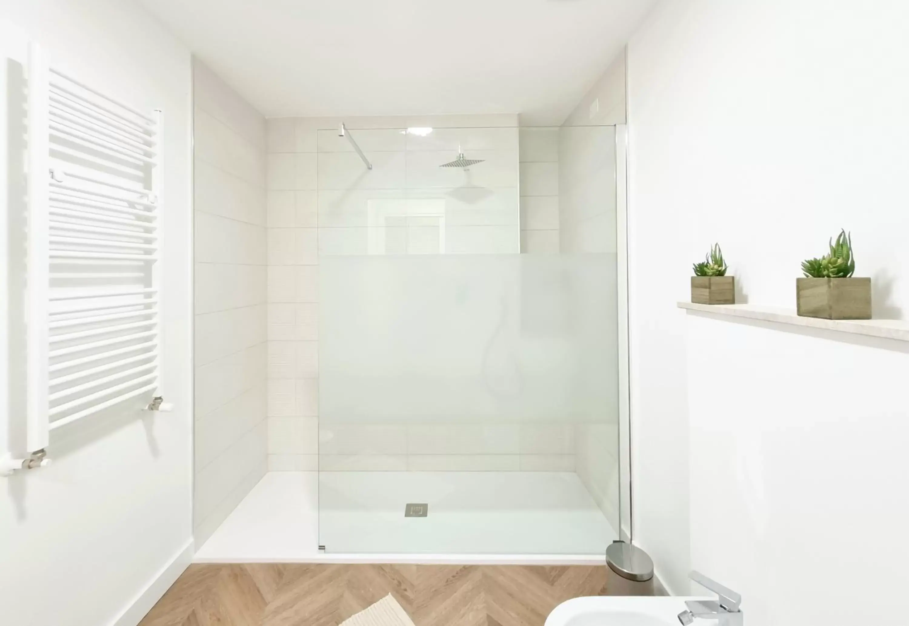 Shower, Bathroom in Glamour Suite Cagliari