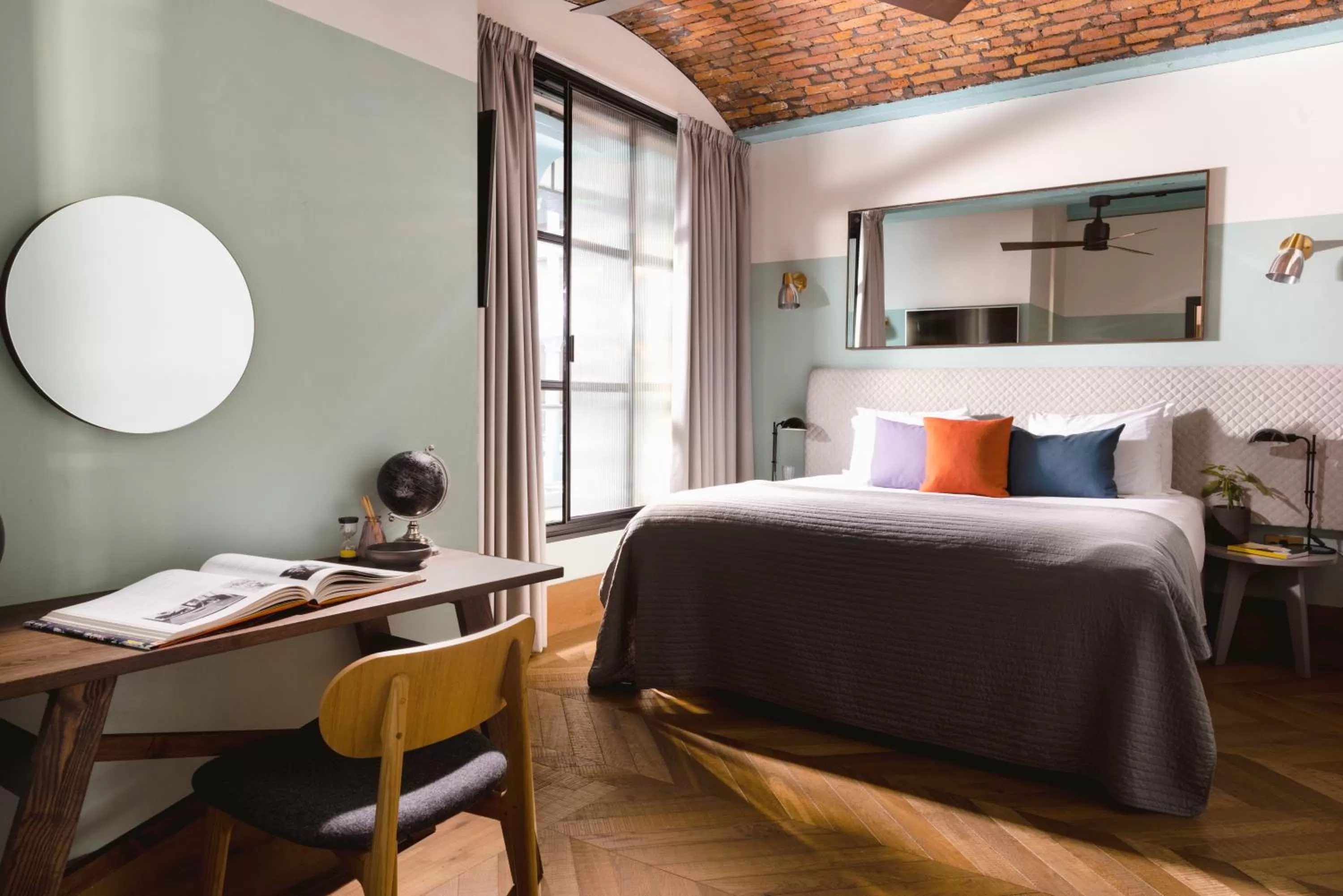 Bed in Native Manchester