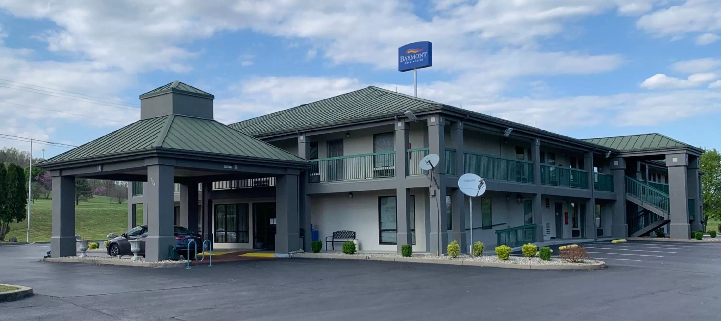 Property building in Baymont by Wyndham Cave City