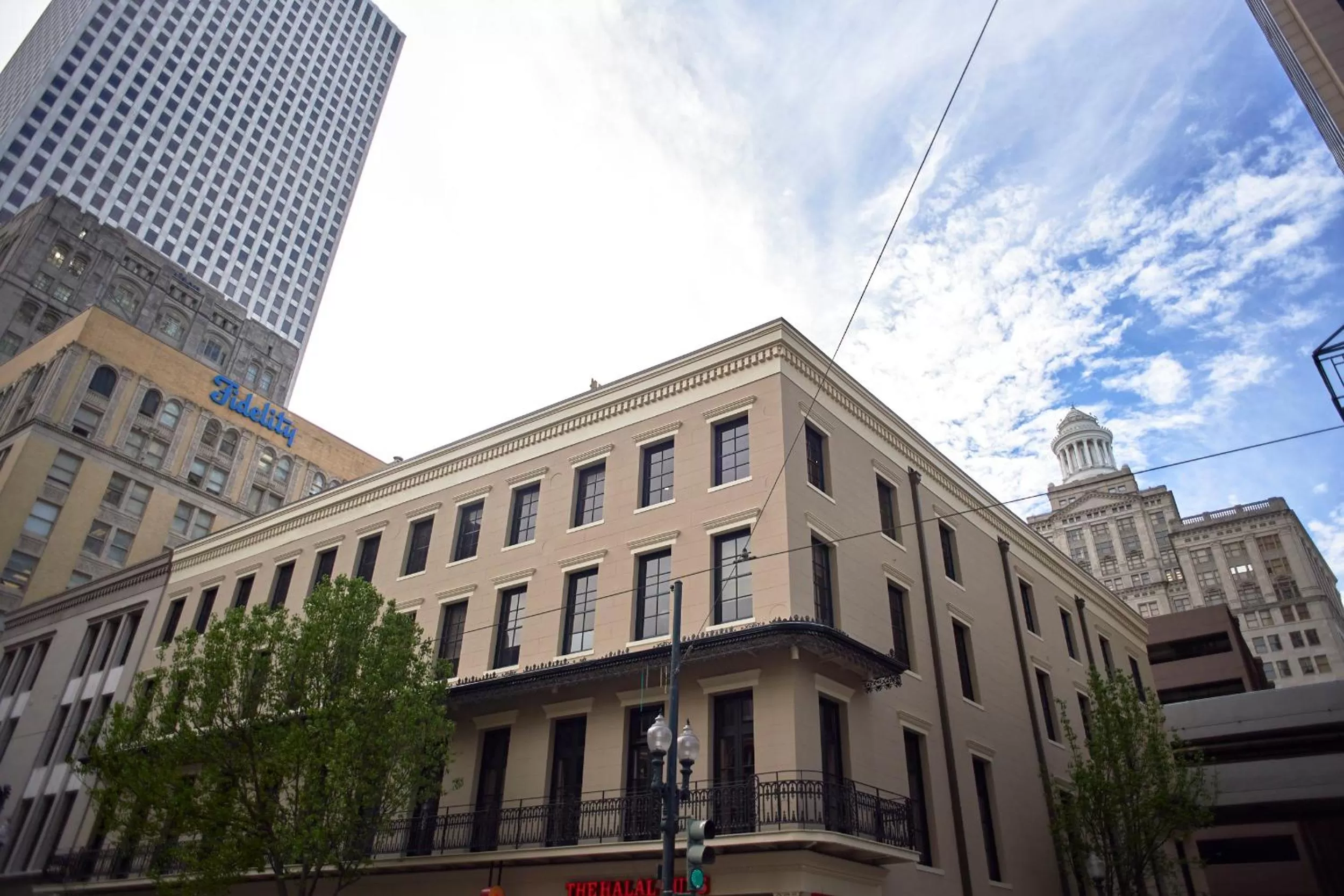 Property Building in Sonder Lafayette Square