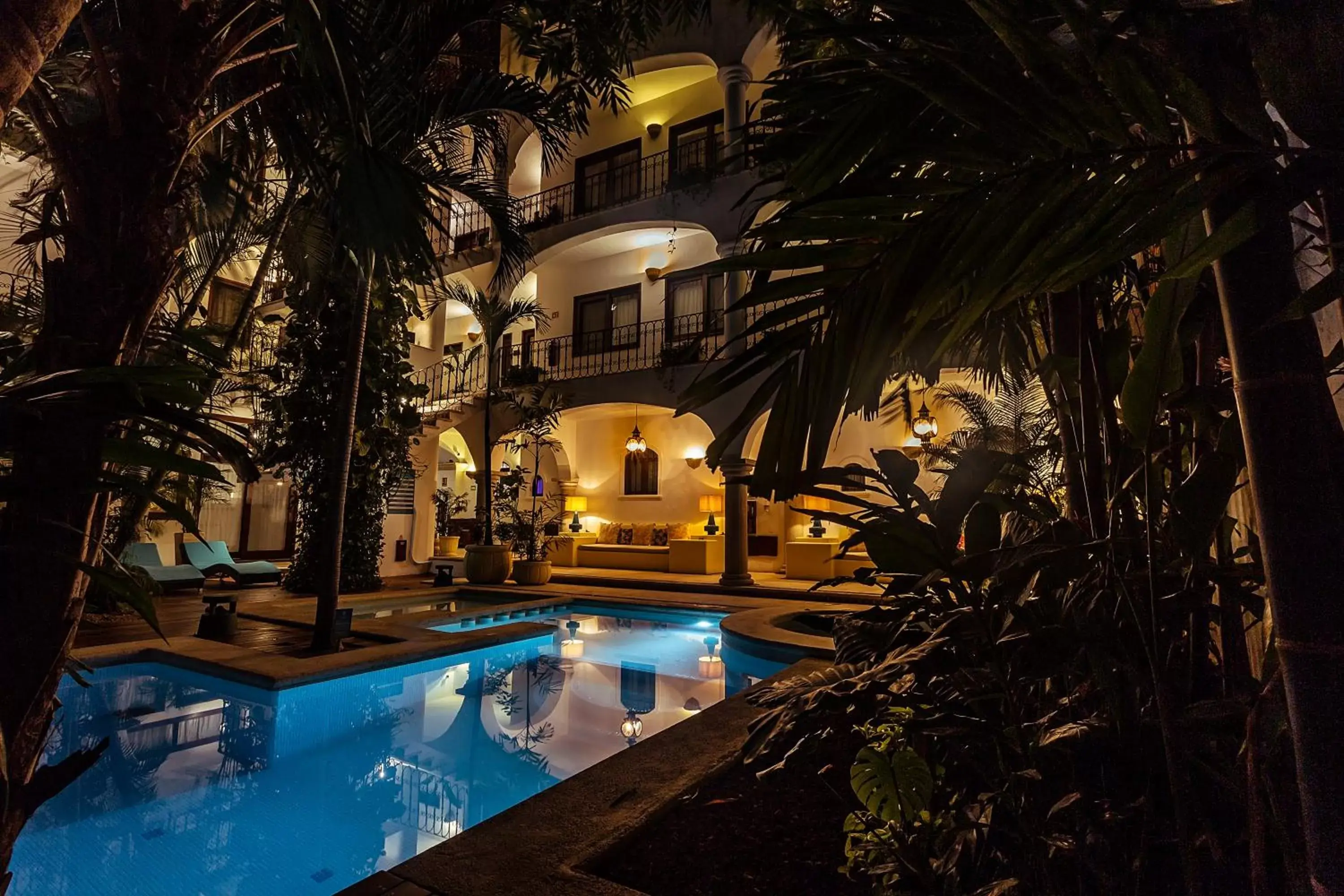 Pool view, Swimming Pool in Fabiola Condo Hotel