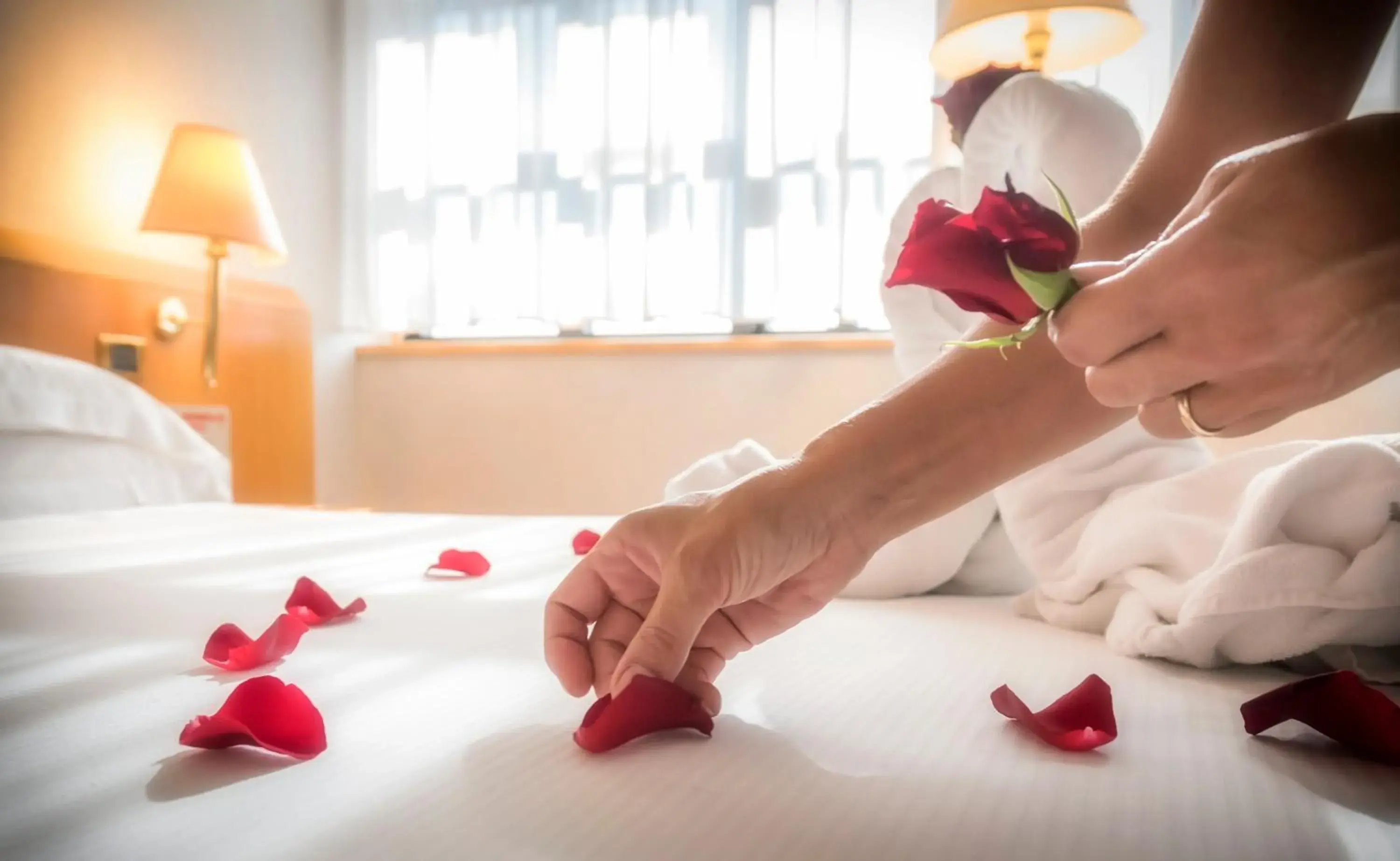 Staff, Bed in Caesar's Hotel