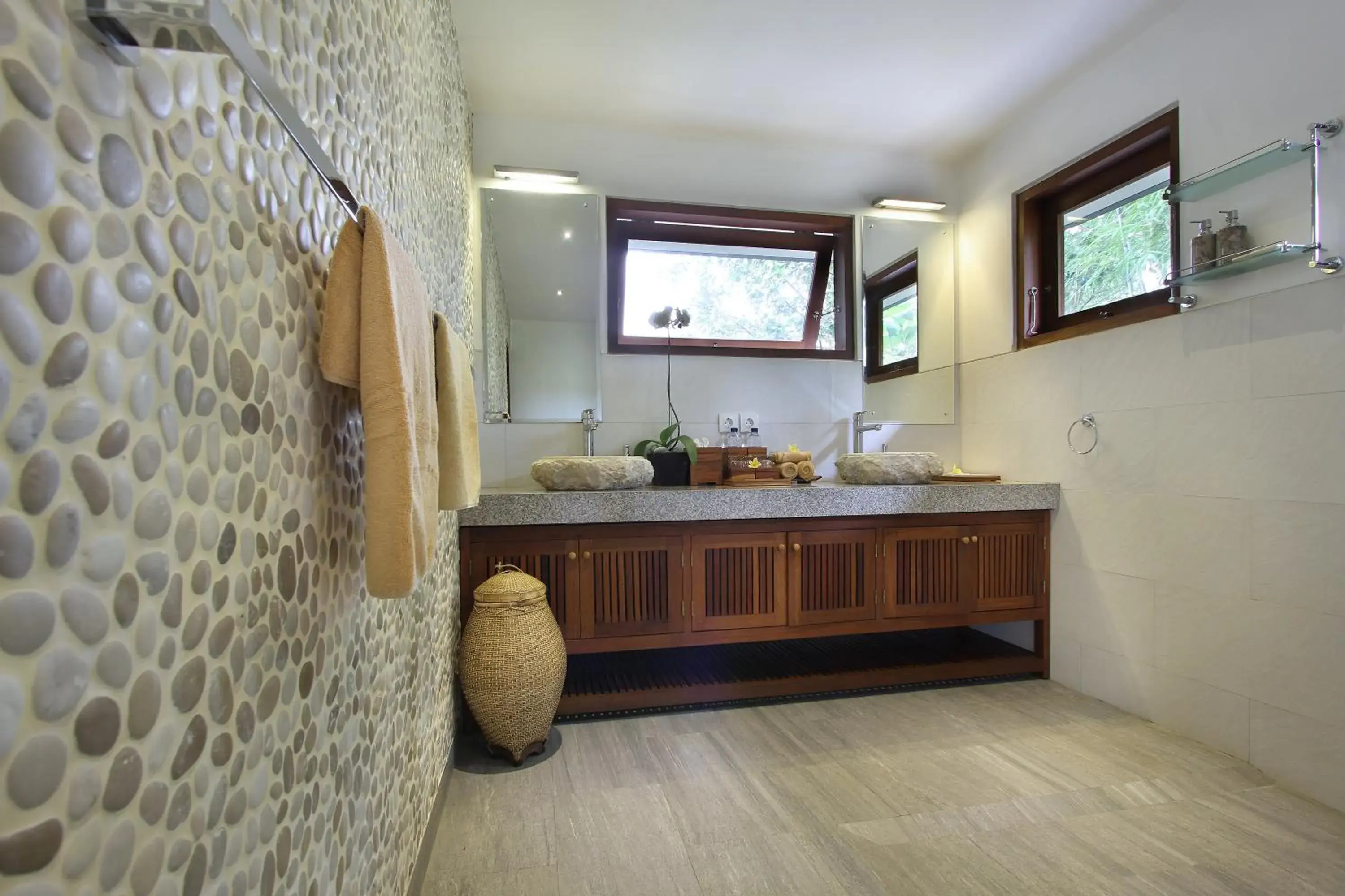 Bathroom in D'Legon Luxury Villas