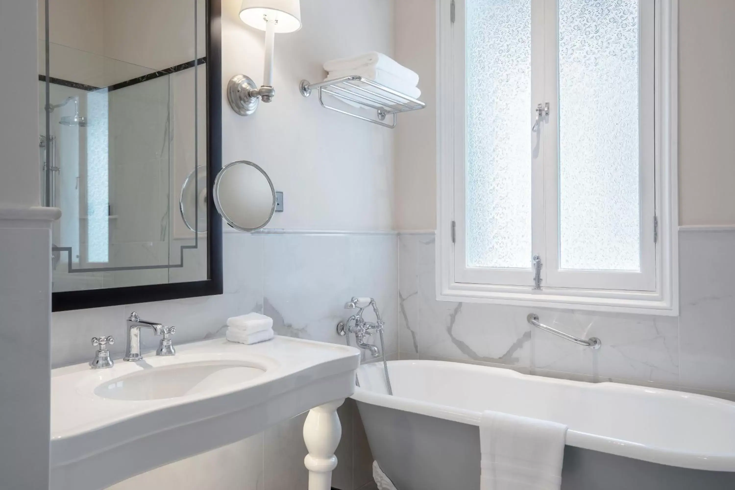 Bathroom in Raffles Hotel Le Royal