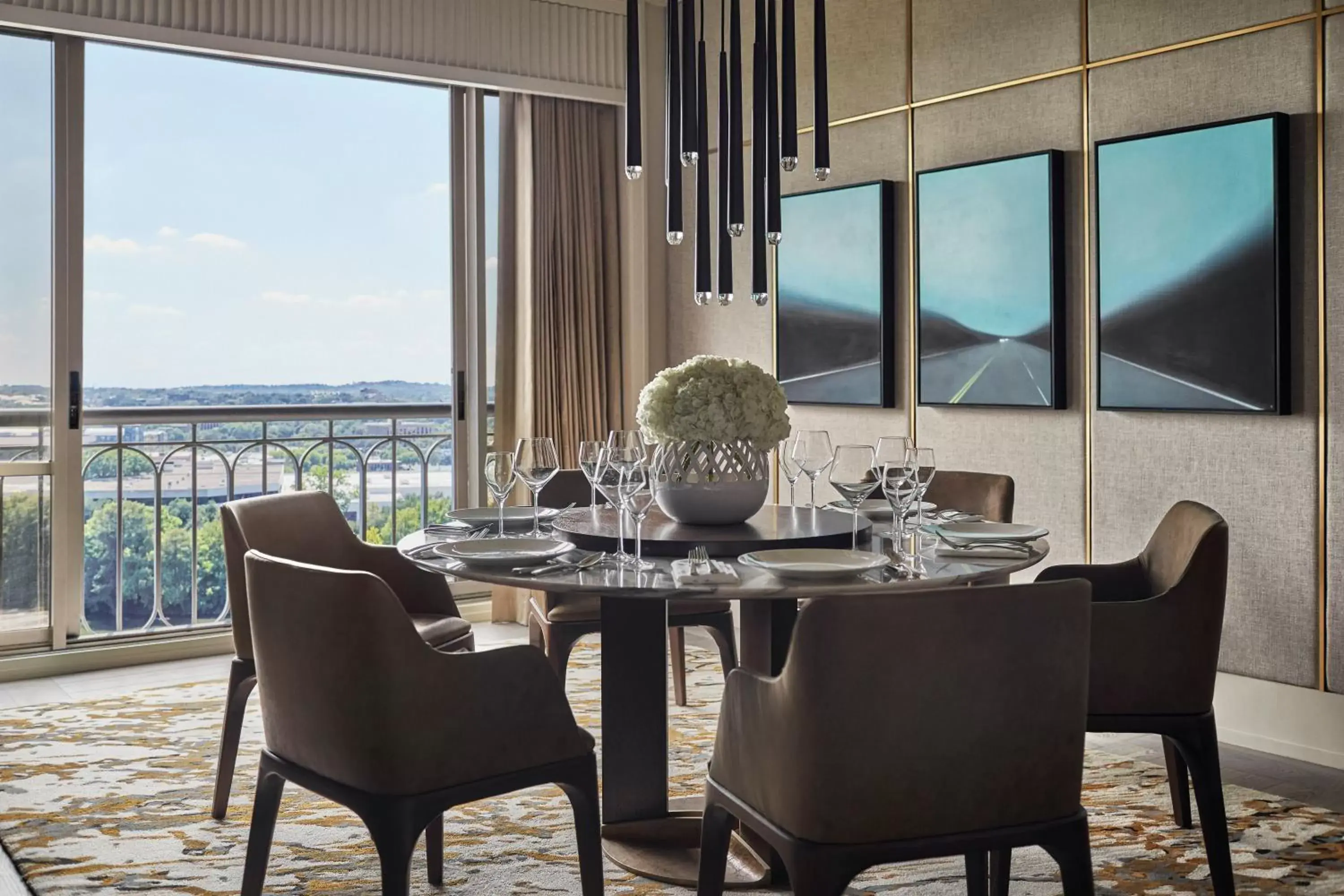 Dining area, Restaurant/Places to Eat in Four Seasons Hotel Austin