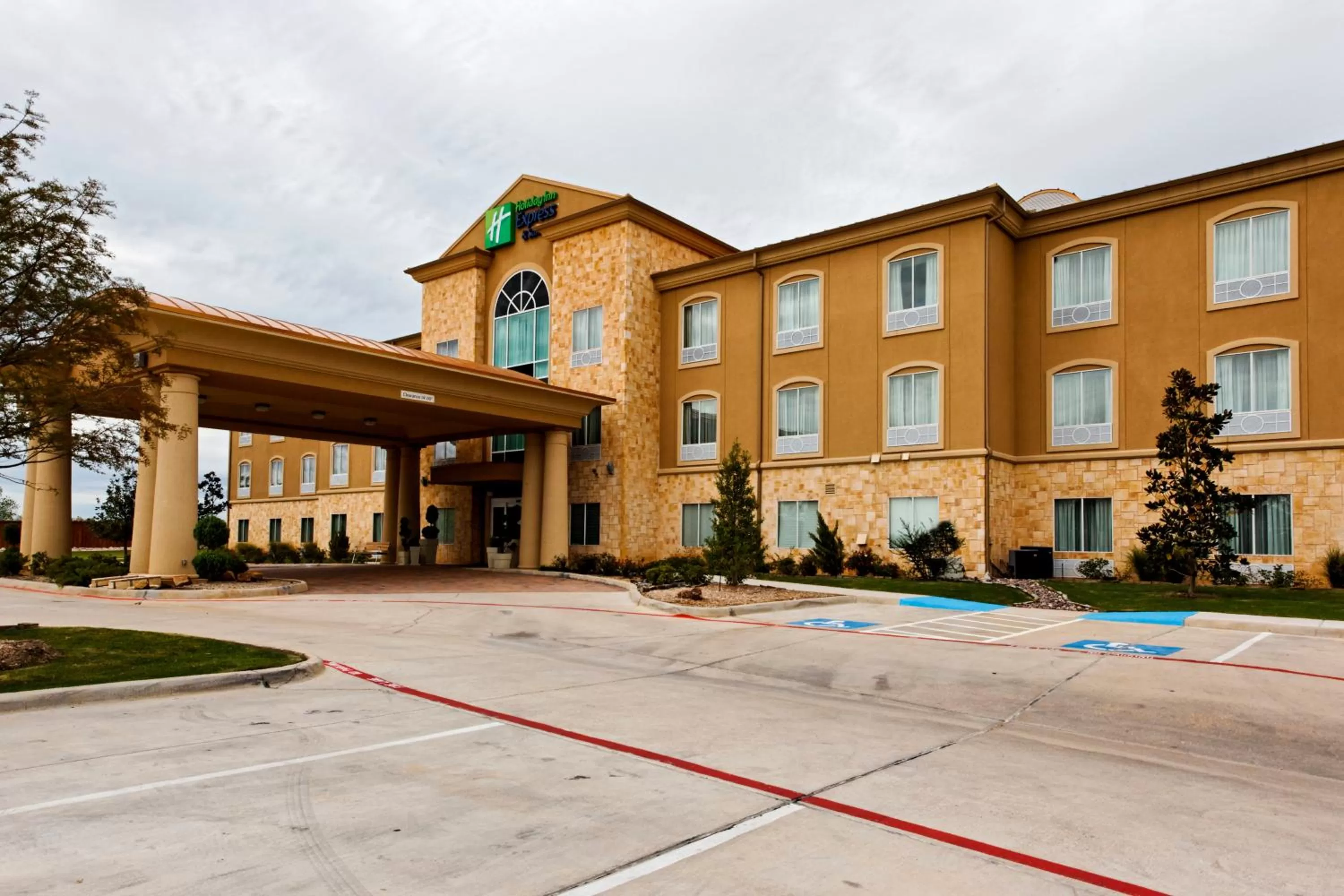 Holiday Inn Express Glen Rose by IHG
