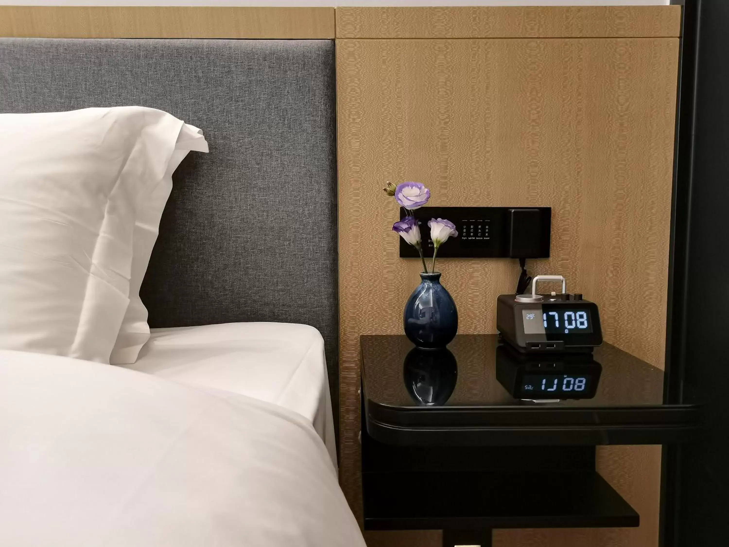 Bed in Paco Hotel BeiJing Road Metro Guangzhou Bed in Paco Hotel BeiJing Road Metro Guangzhou