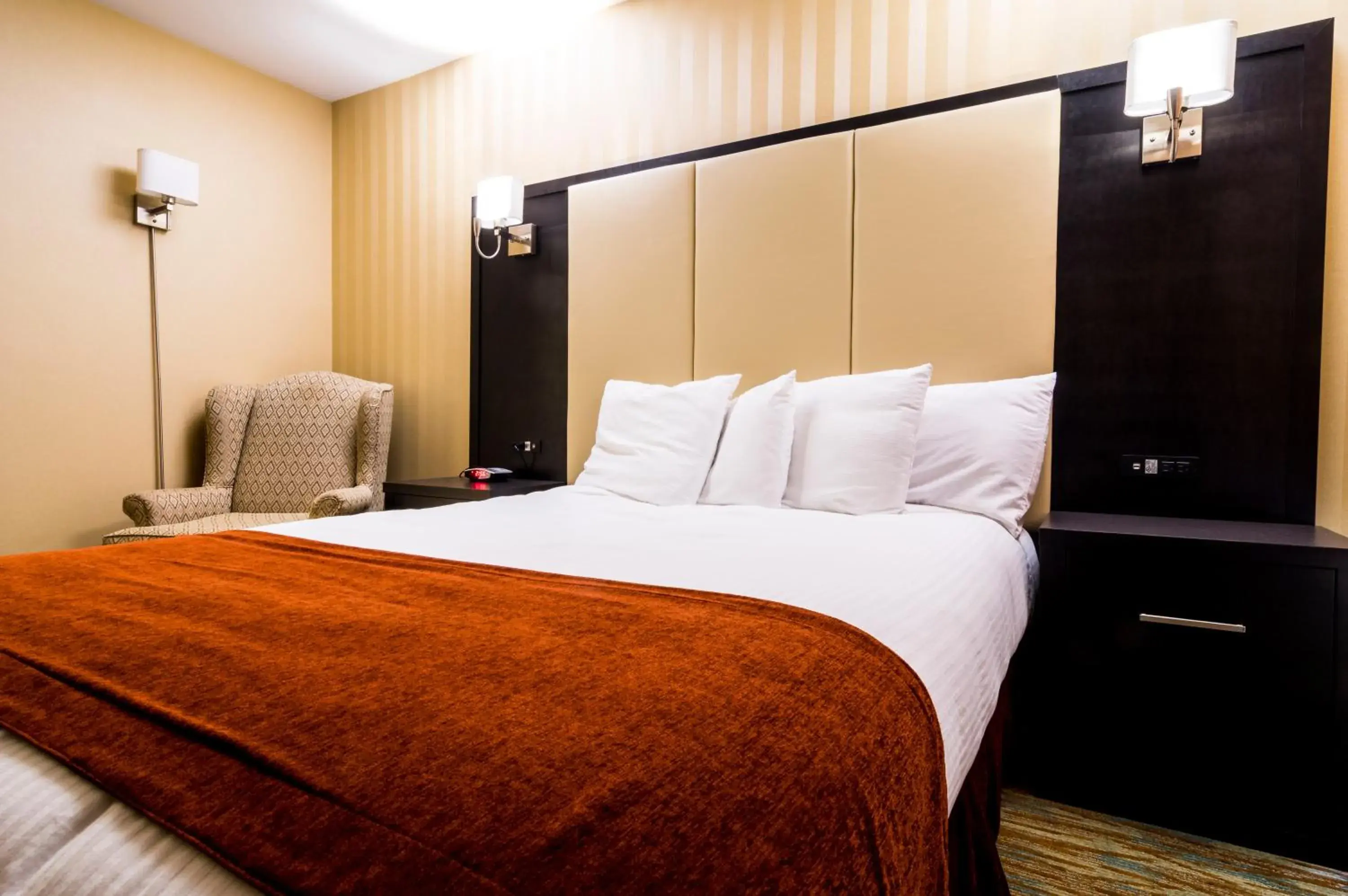 Bed in Sinbads Hotel & Suites